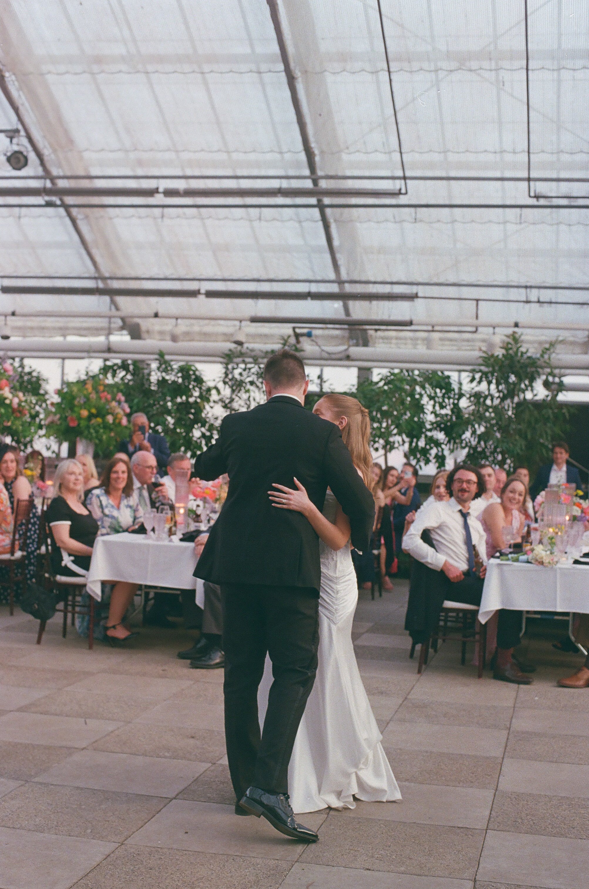 Michigan-film-photographer-MSU-horticulture-gardens-wedding-53.jpg
