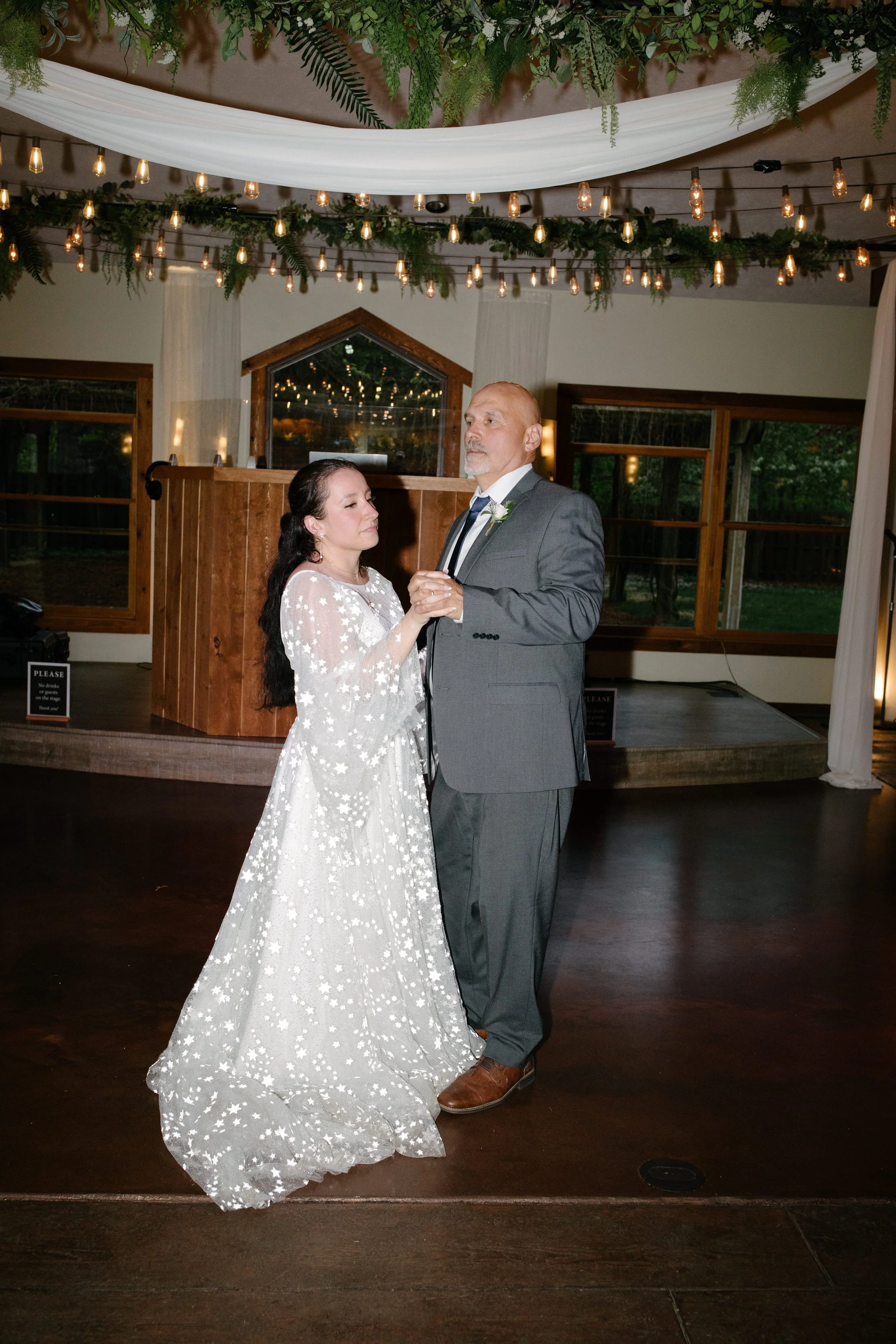 Michigan-film-photographer-Bluebridge-events-center-wedding-410.jpg