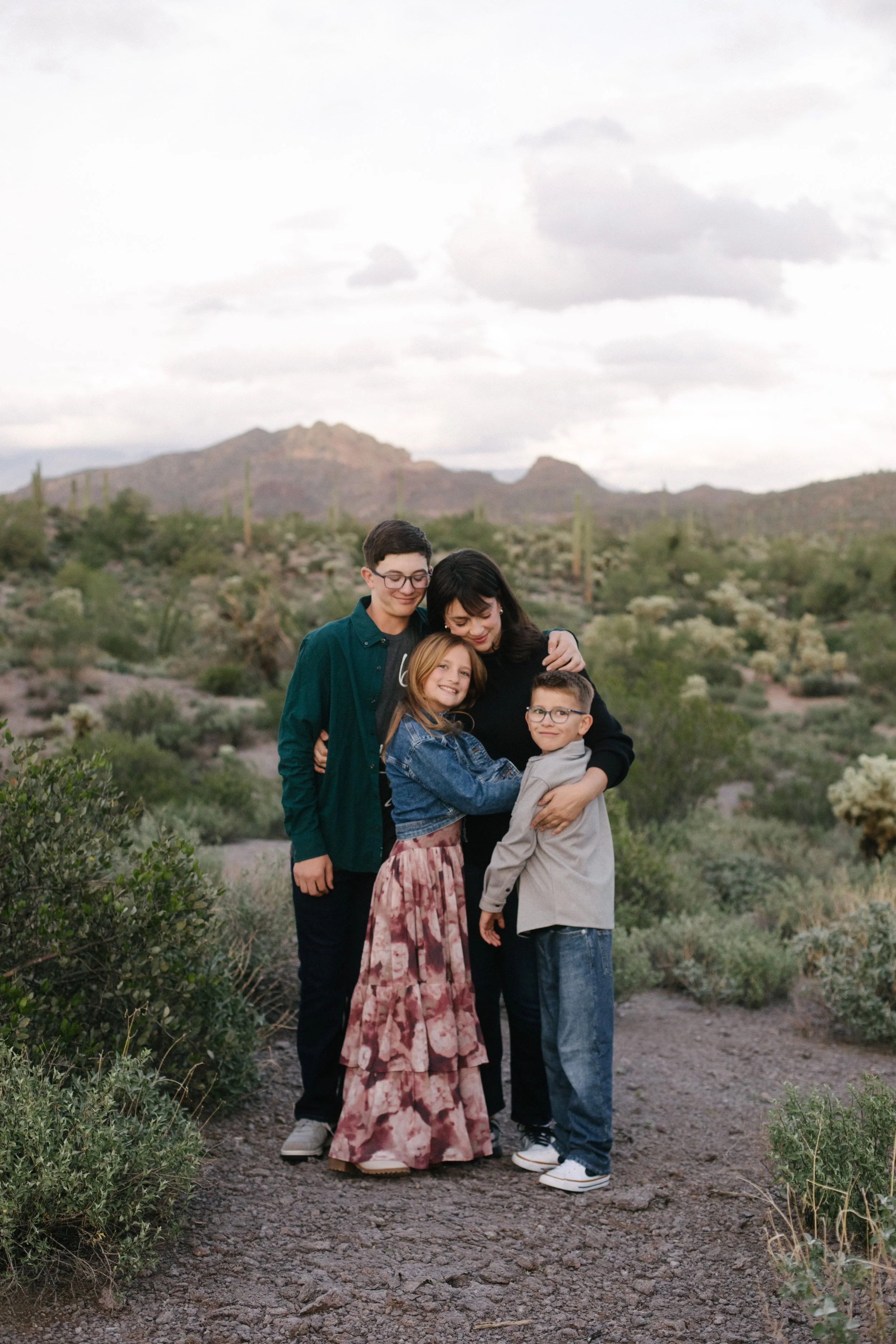 Arizona-Family-Photographer-superstitions-family-session-65.jpg