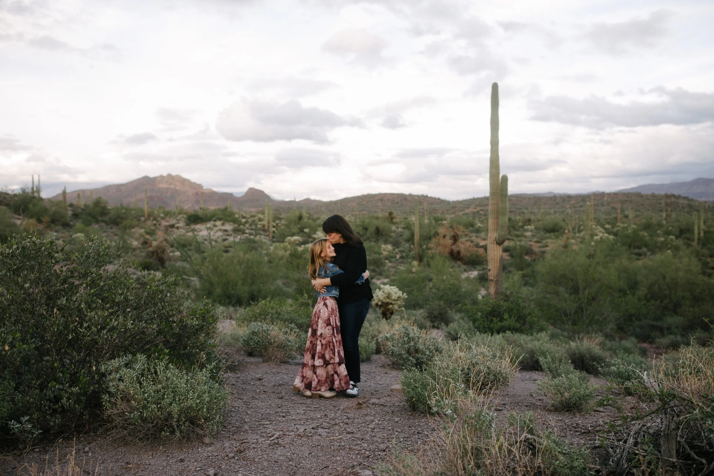 Arizona-Family-Photographer-superstitions-family-session-85.jpg