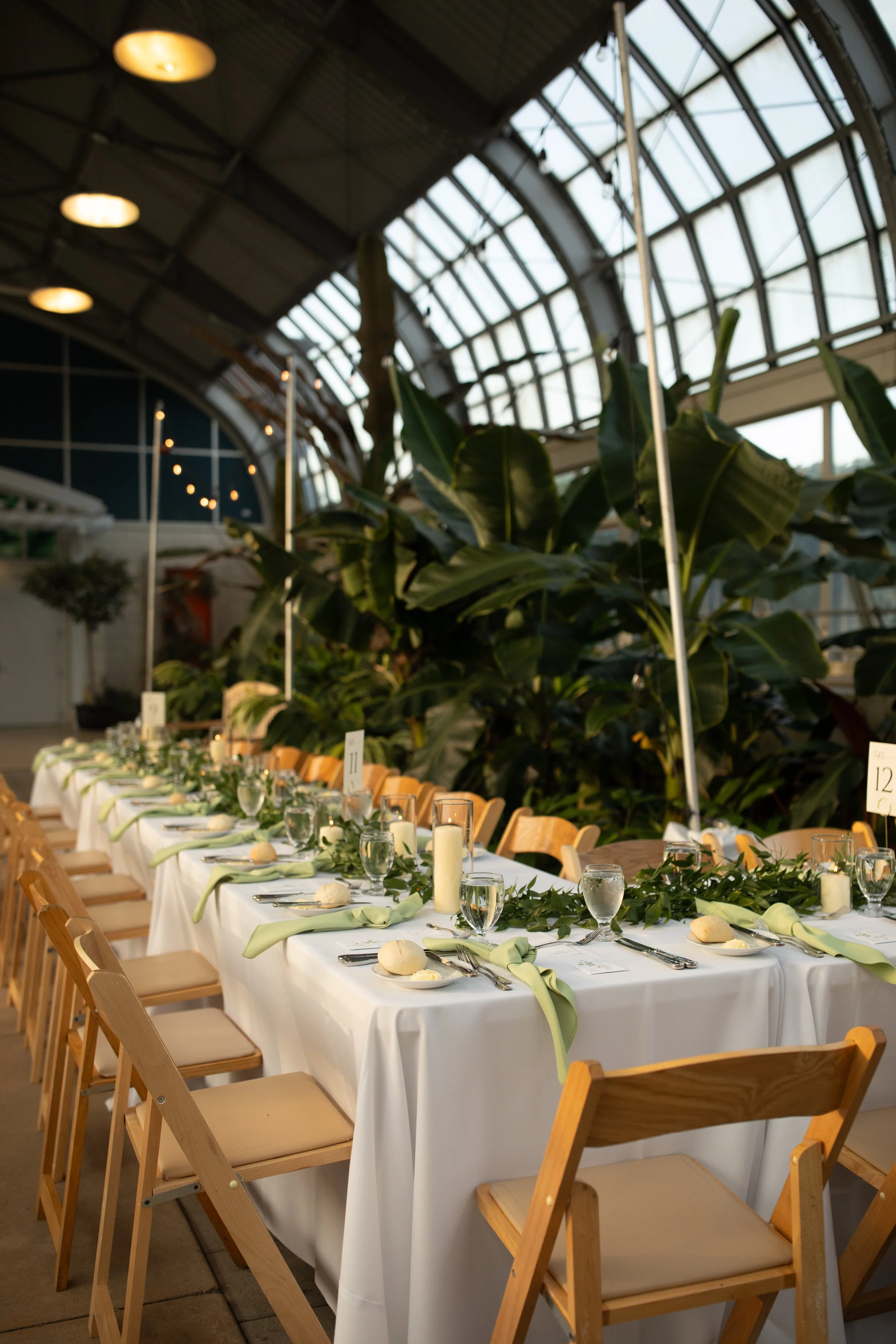Michigan-wedding-photographer-chicago-wedding-garfield-conservatory-four-seasons-175.jpg