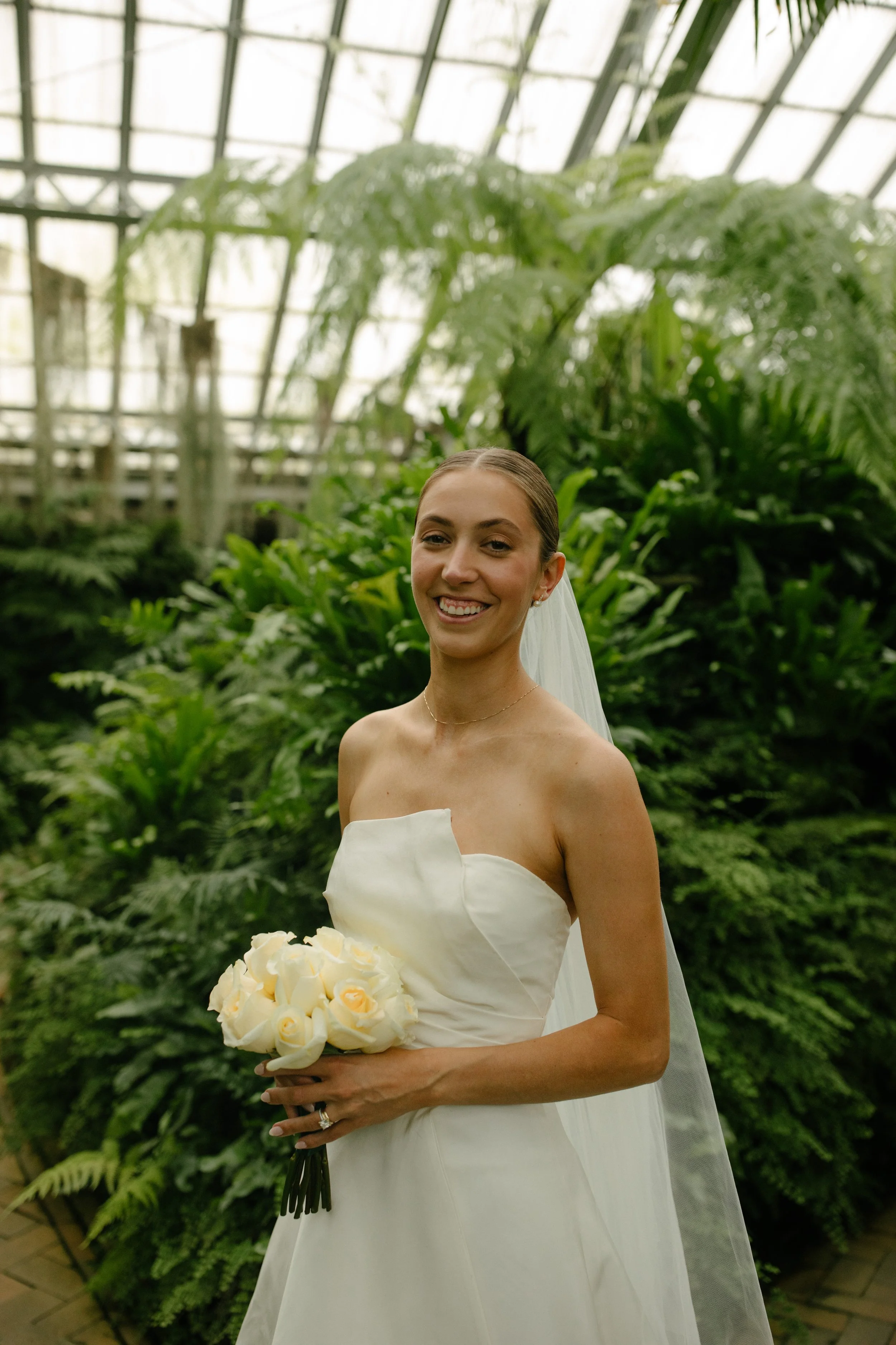 Michigan-wedding-photographer-chicago-wedding-garfield-conservatory-four-seasons-223.jpg