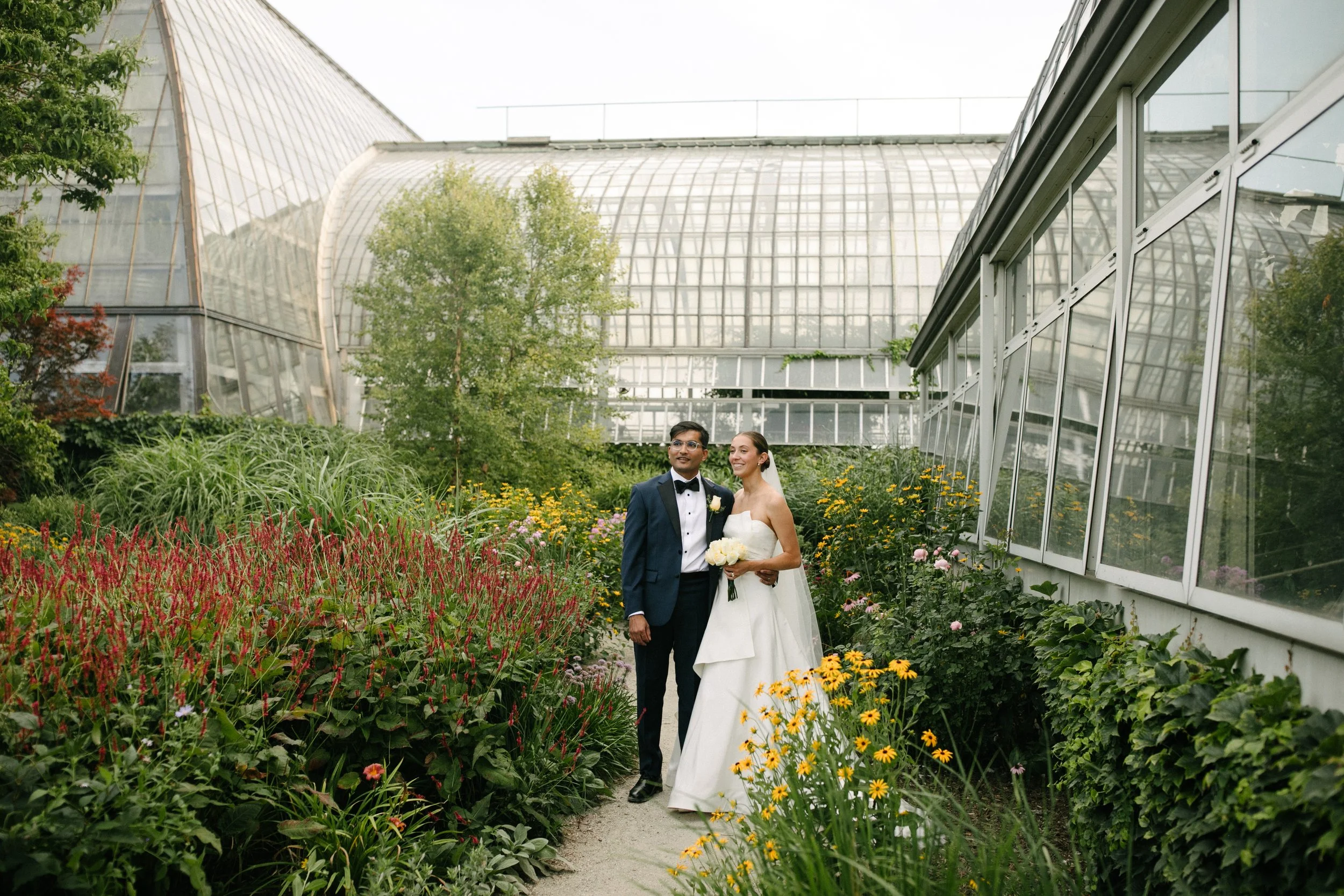 Michigan-wedding-photographer-chicago-wedding-garfield-conservatory-four-seasons-251.jpg