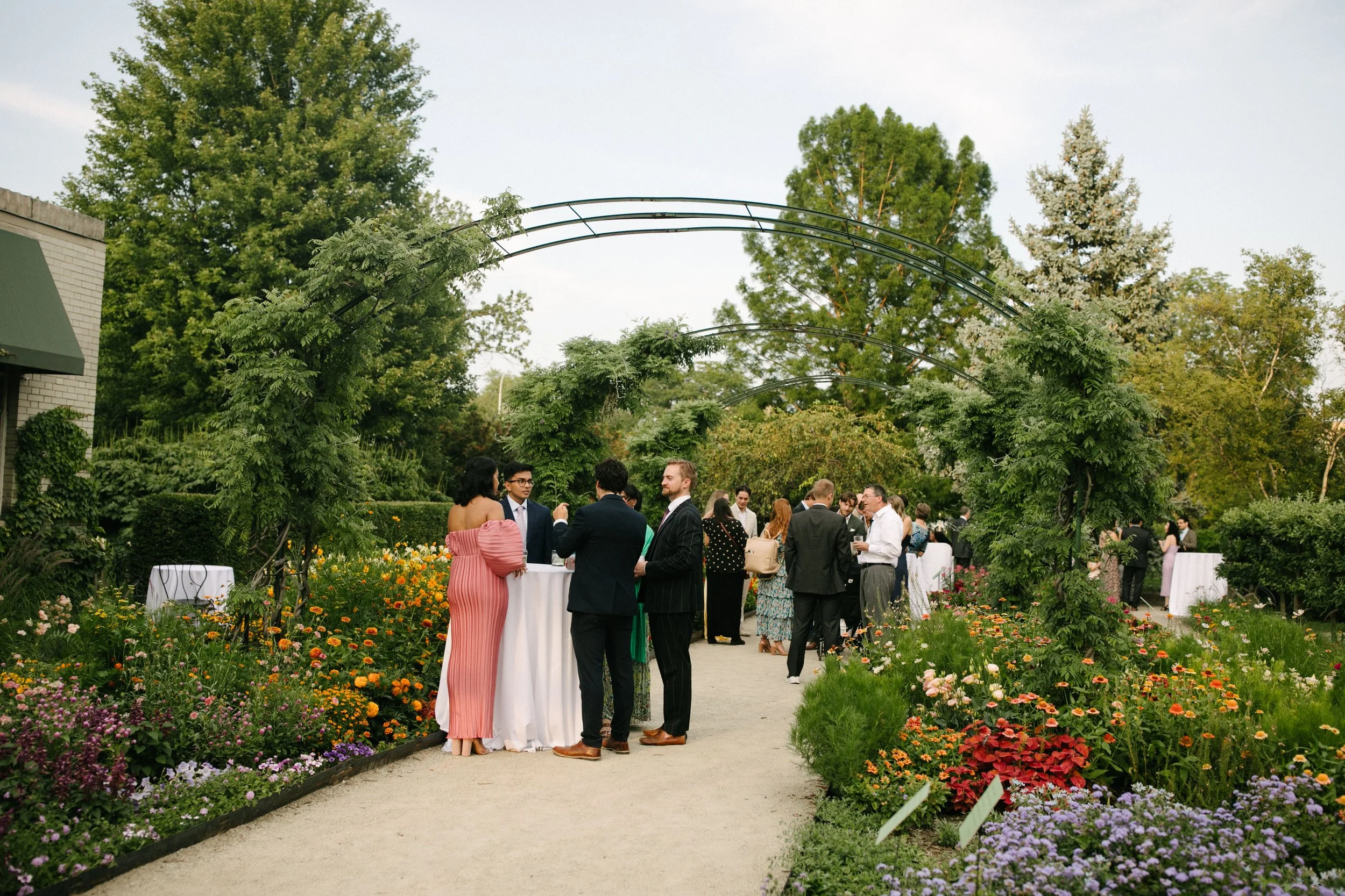 Michigan-wedding-photographer-chicago-wedding-garfield-conservatory-four-seasons-255.jpg