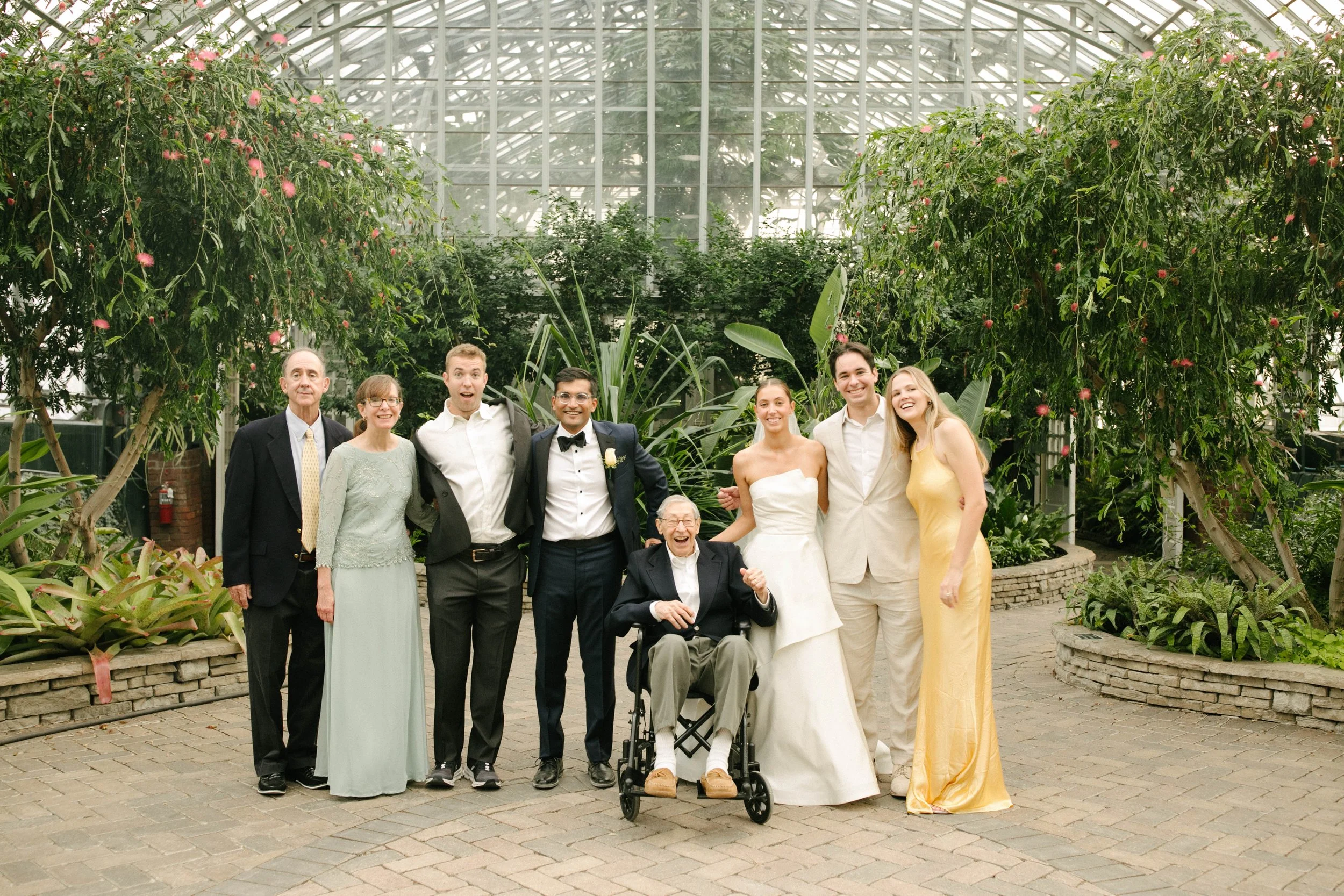 Michigan-wedding-photographer-chicago-wedding-garfield-conservatory-four-seasons-294.jpg