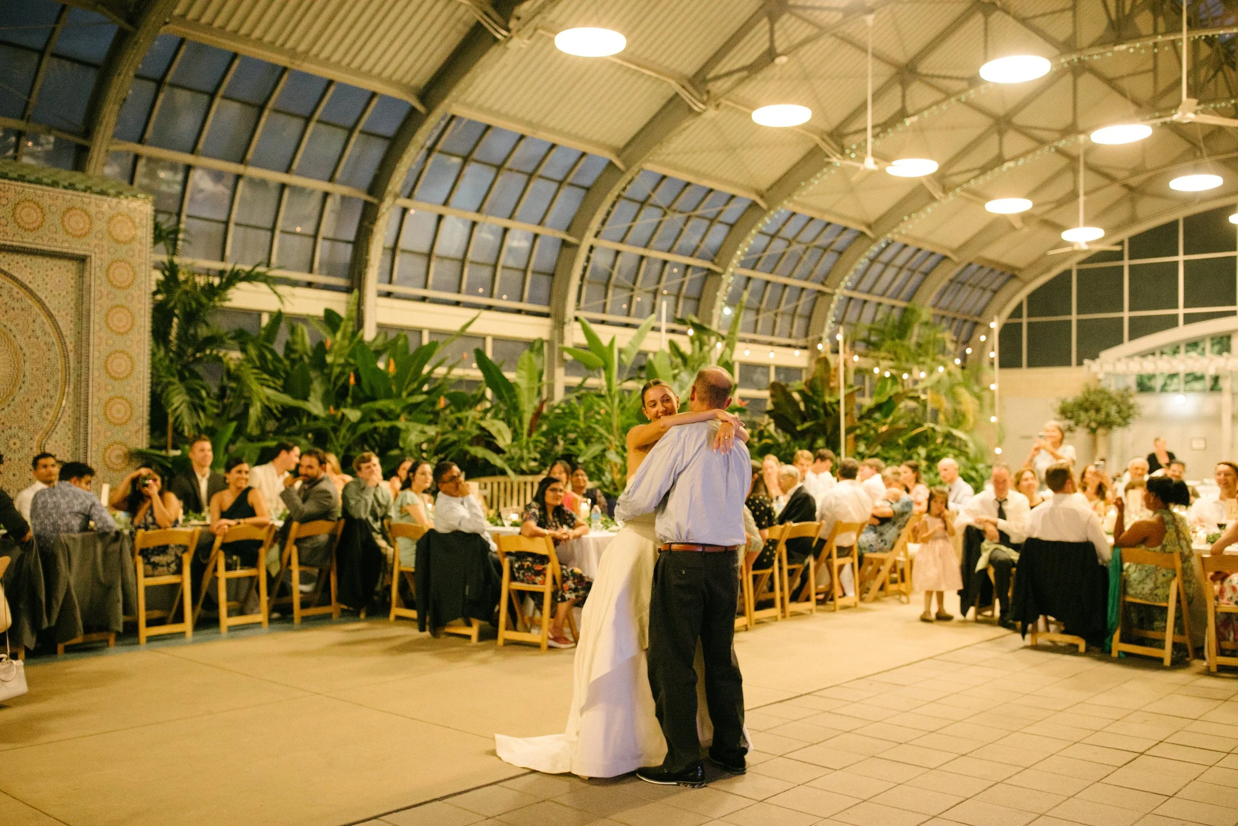 Michigan-wedding-photographer-chicago-wedding-garfield-conservatory-four-seasons-390.jpg