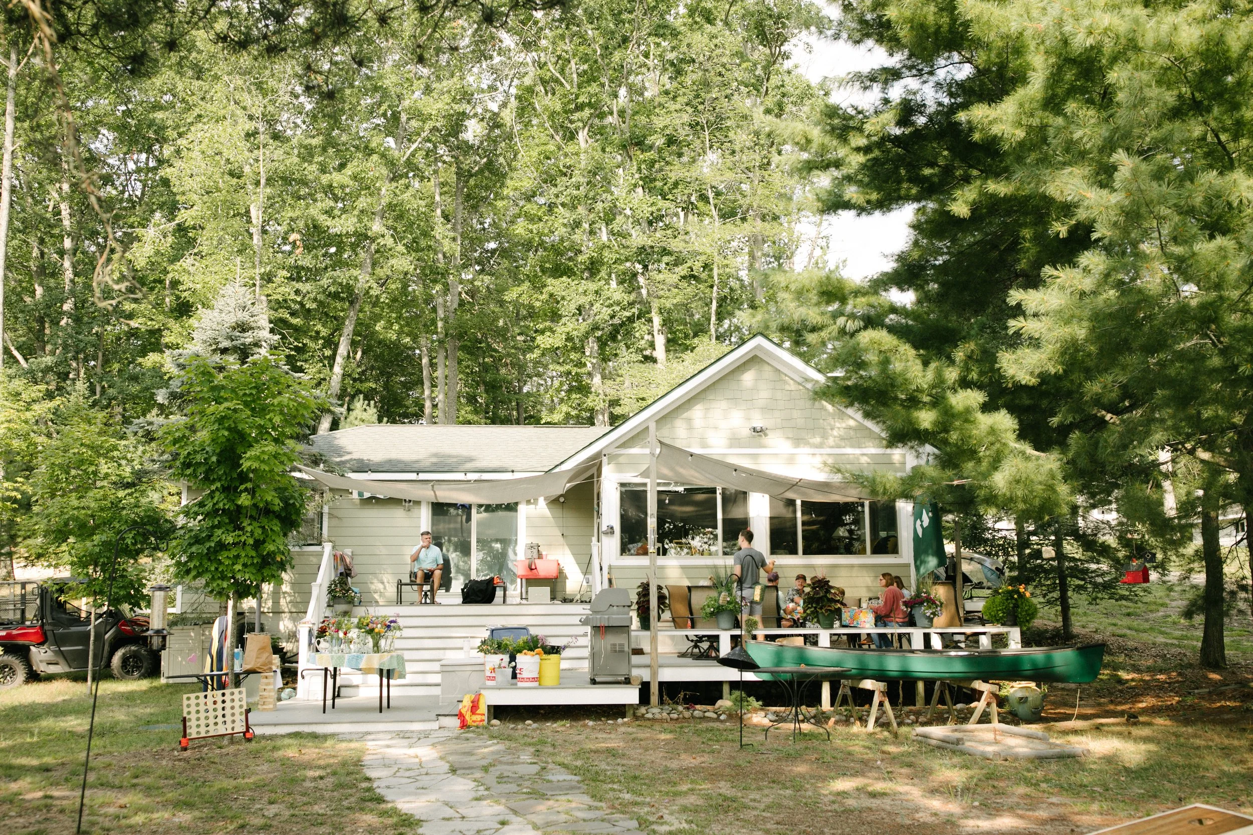 Michigan-wedding-photographer-higgins-lake-backyard-intimate-wedding-21 - Copy.jpg