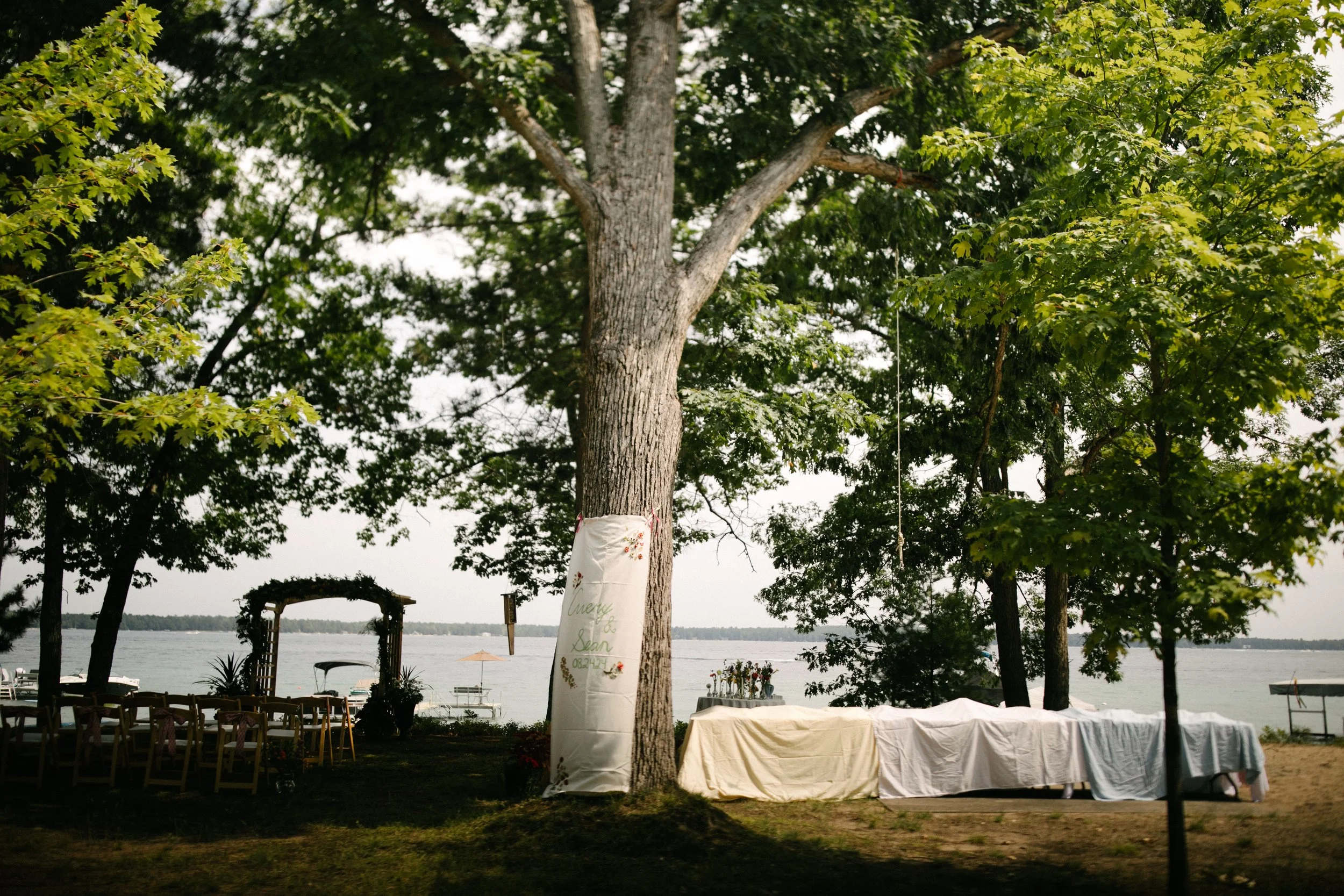 Michigan-wedding-photographer-higgins-lake-backyard-intimate-wedding-123.jpg