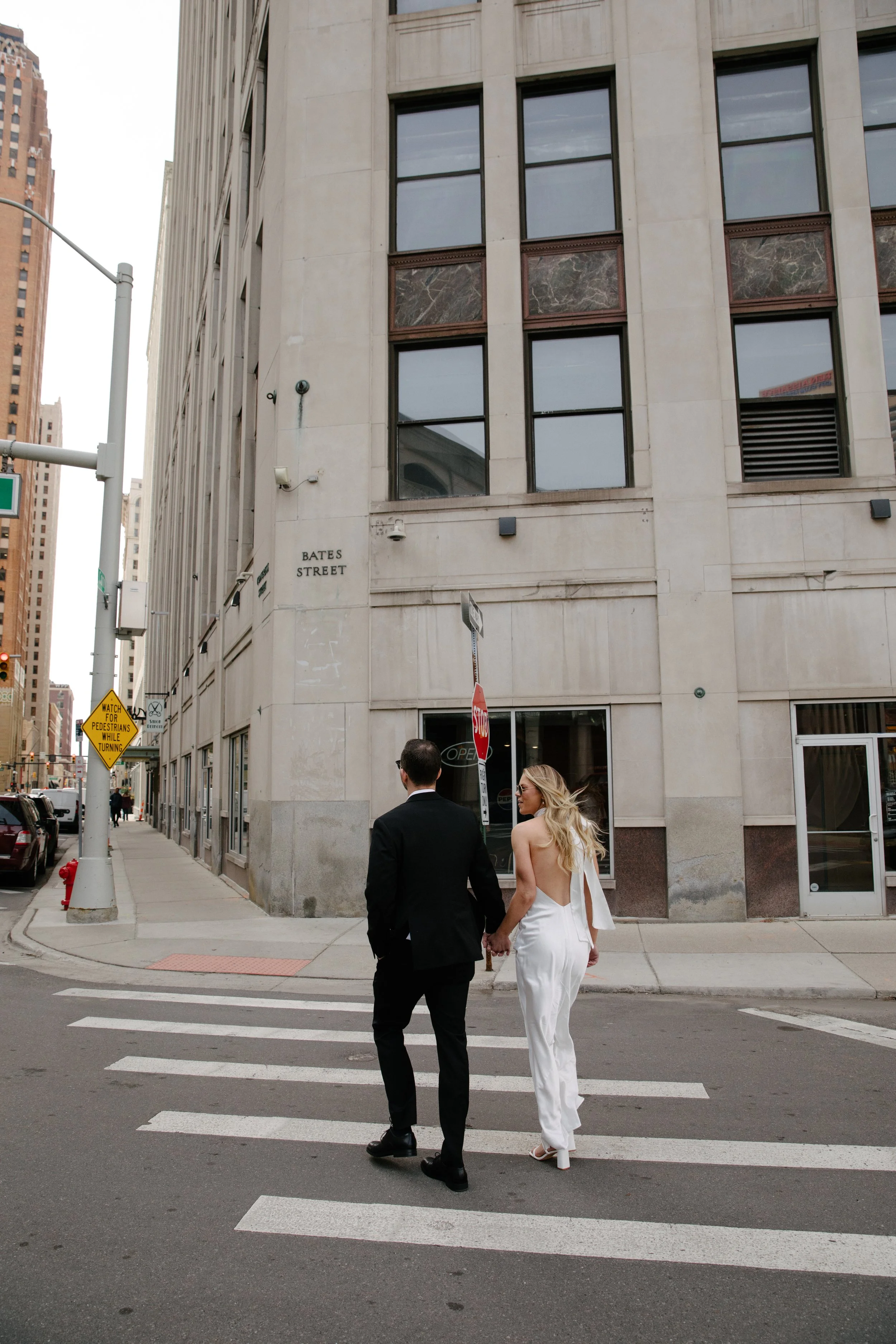 JessicaMax-detroit-michigan-wedding-photographer-fisher-building-engagement-session-94.jpg