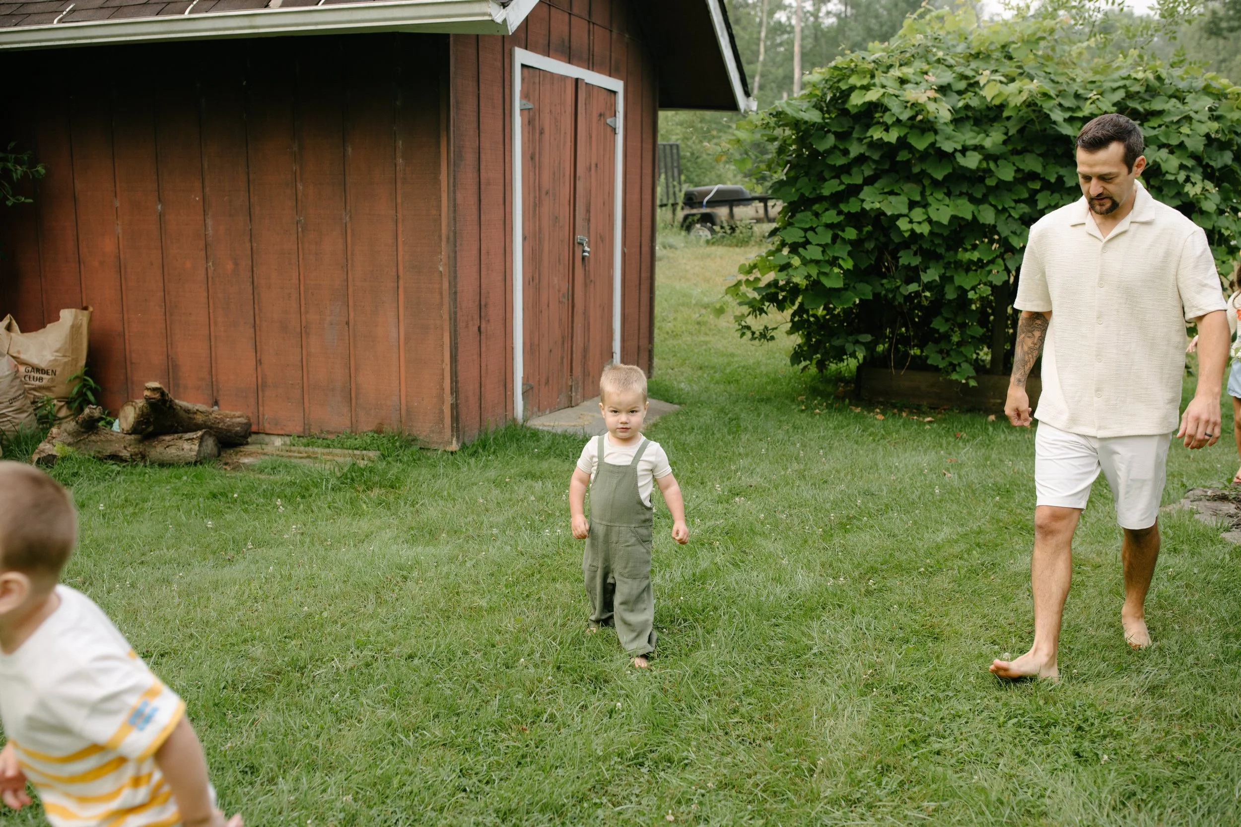 Michigan-film-photographer-pentwater-extended-family-7.jpg
