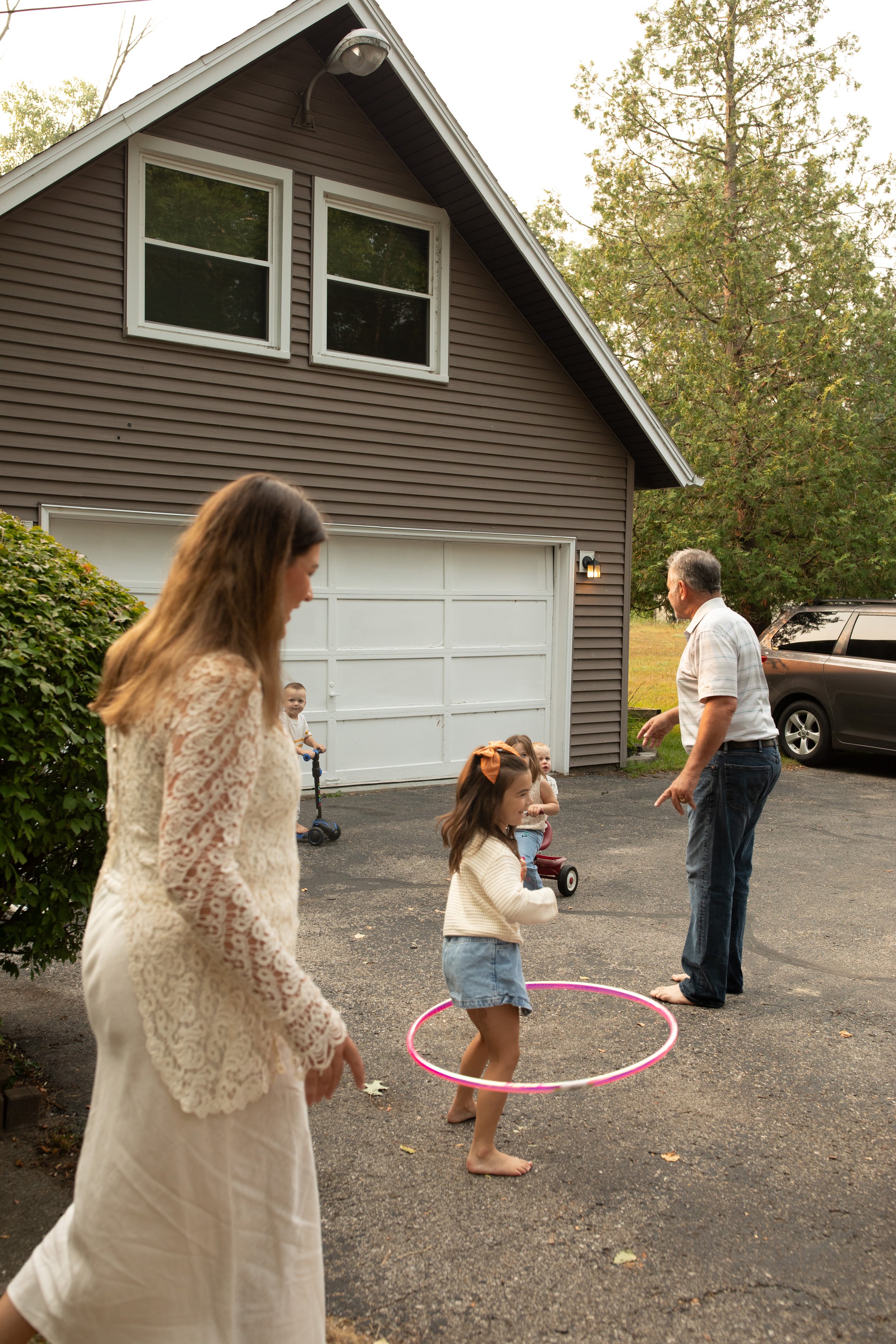 Michigan-film-photographer-pentwater-extended-family-260.jpg