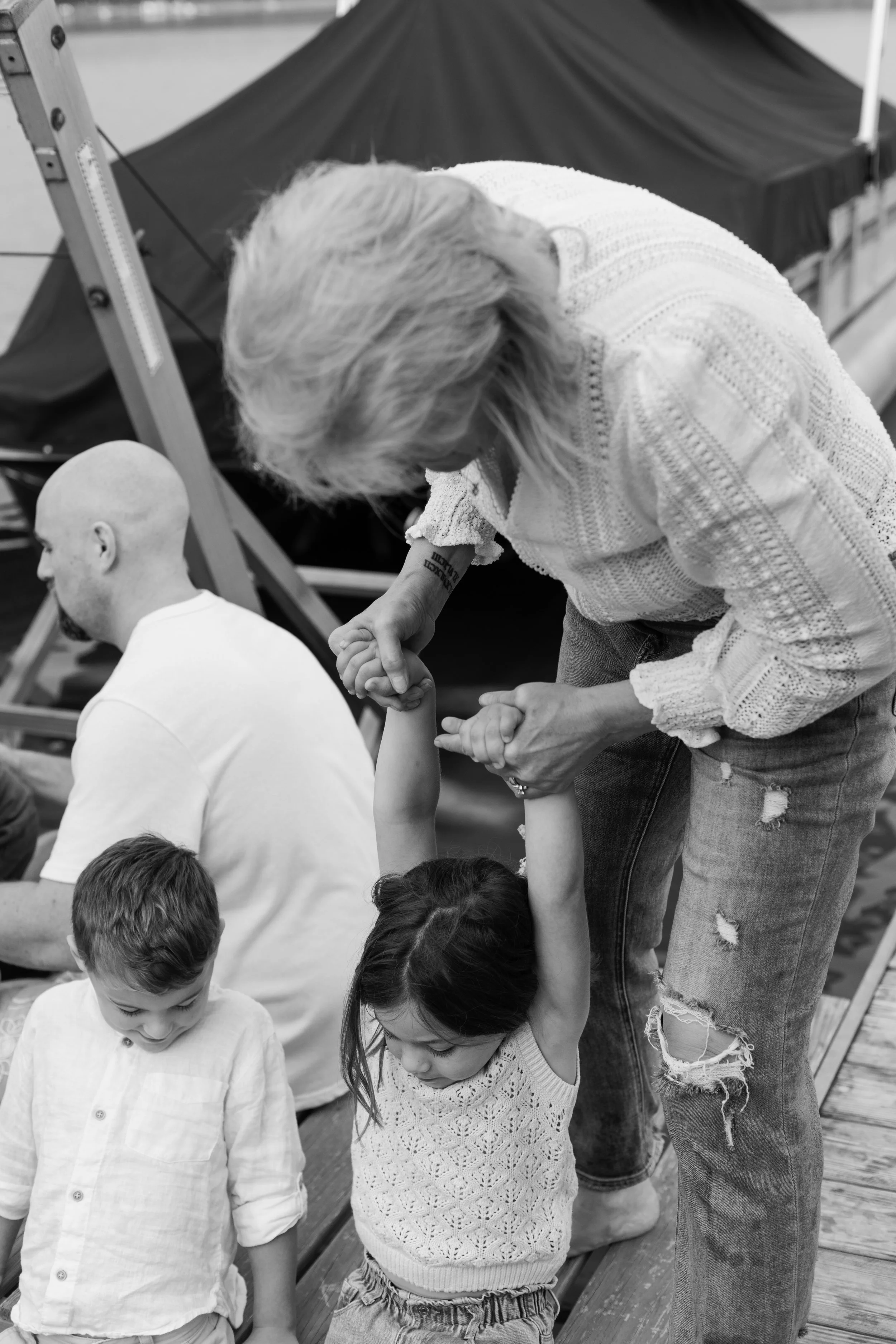 Michigan-film-photographer-pentwater-extended-family-374.jpg