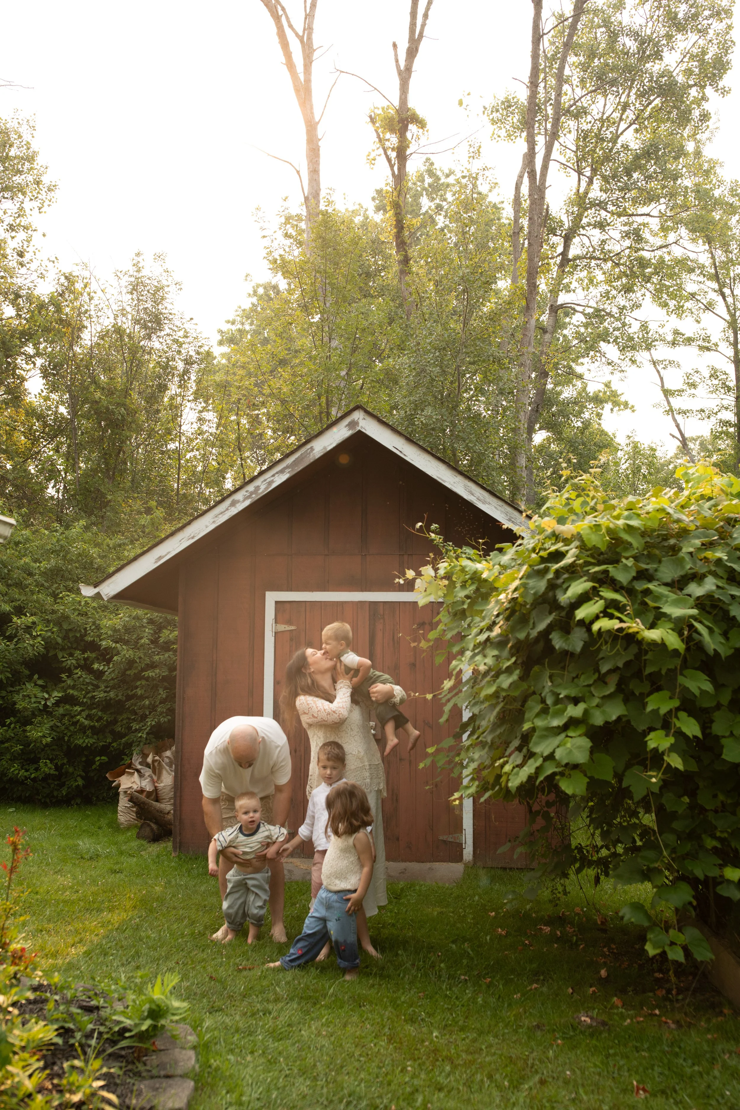 Michigan-film-photographer-pentwater-extended-family-455.jpg
