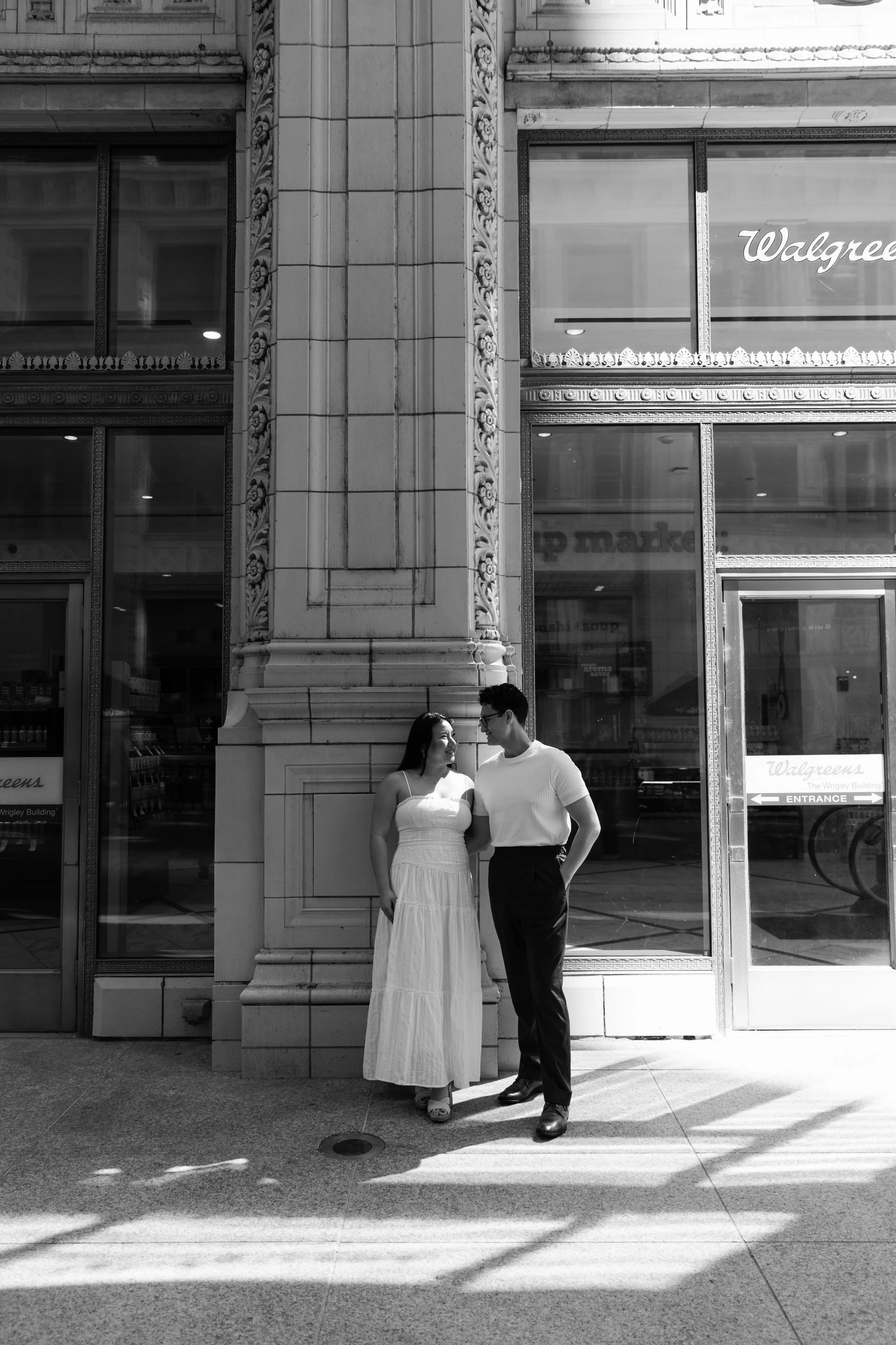 JessicaMax-chicago-wedding-photographer-cultural-center-engagement-8.jpg