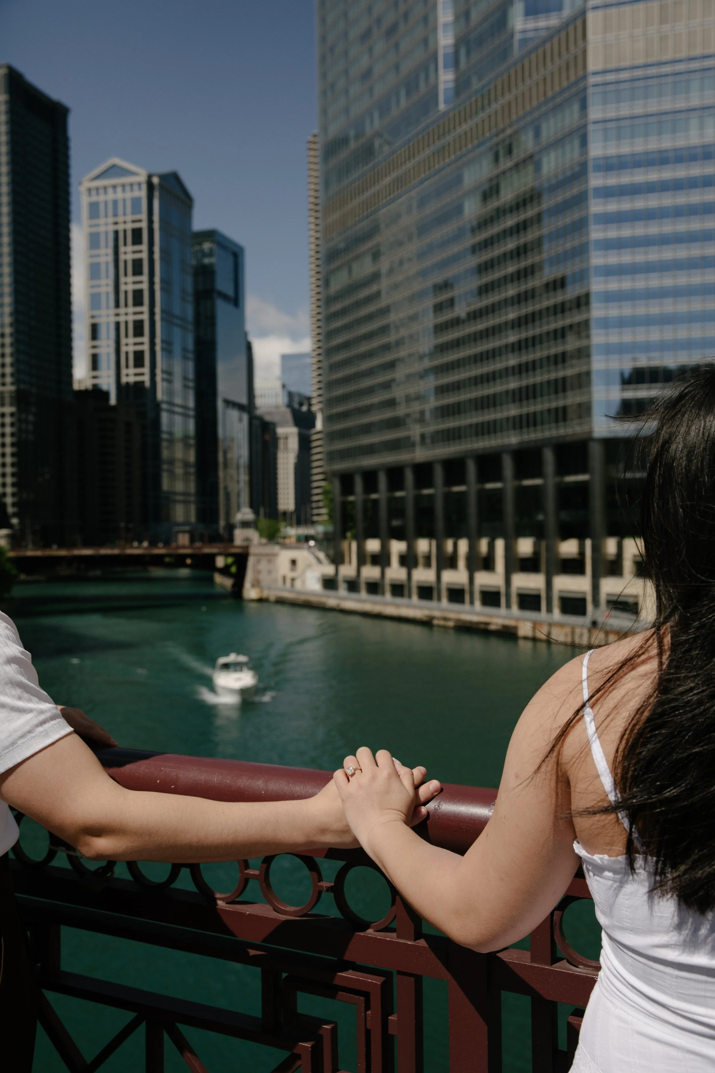 JessicaMax-chicago-wedding-photographer-cultural-center-engagement-50.jpg