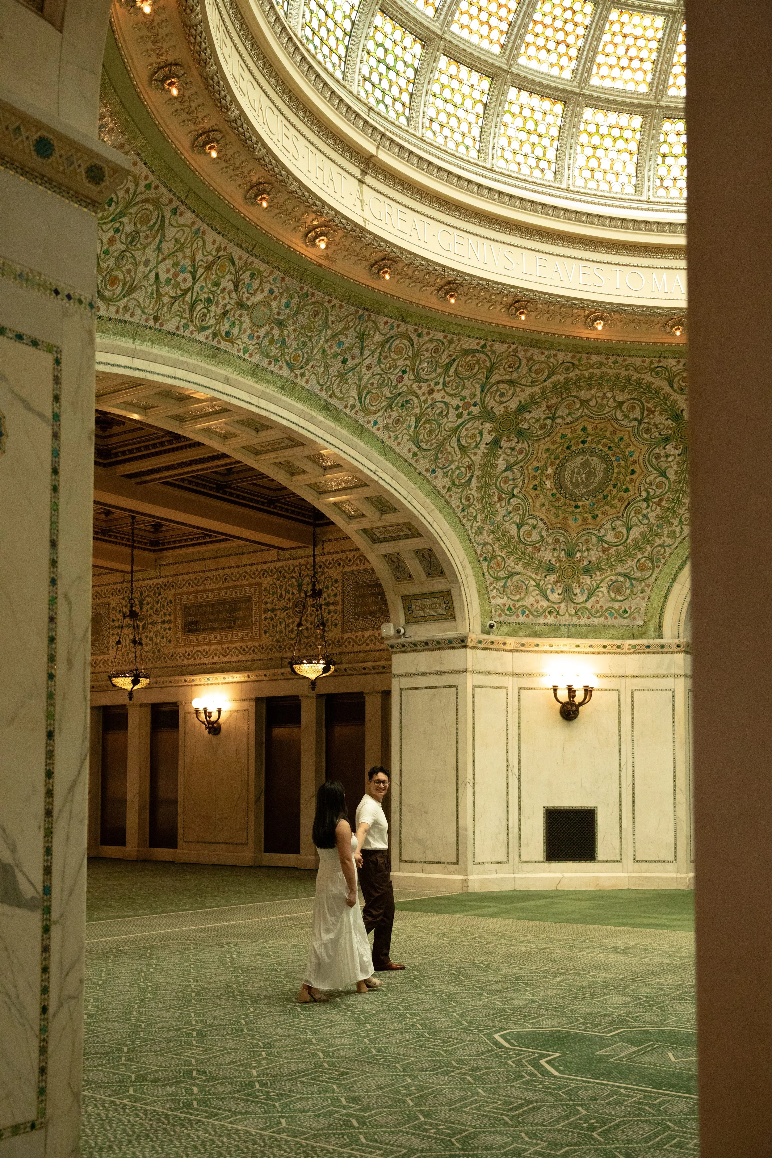 JessicaMax-chicago-wedding-photographer-cultural-center-engagement-79.jpg