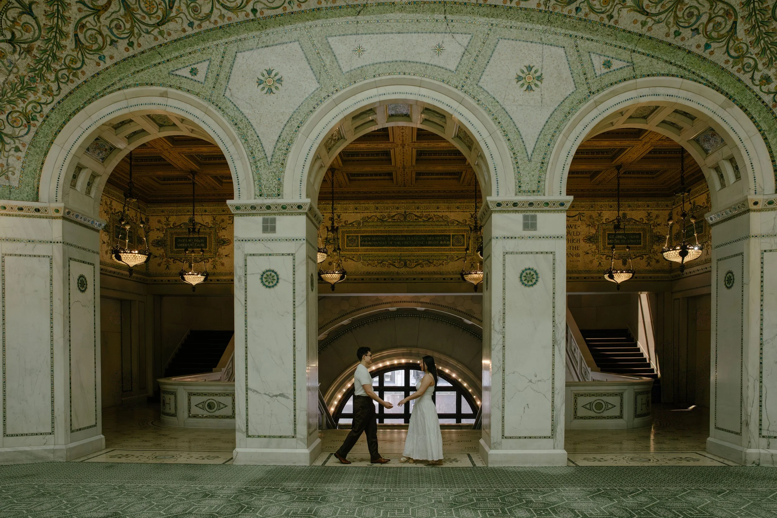 JessicaMax-chicago-wedding-photographer-cultural-center-engagement-117.jpg