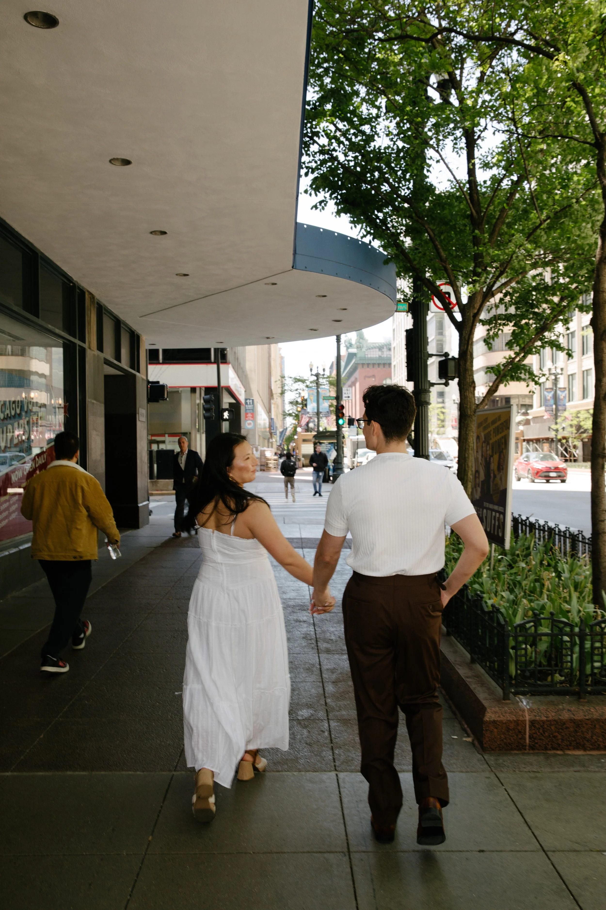 JessicaMax-chicago-wedding-photographer-cultural-center-engagement-122.jpg