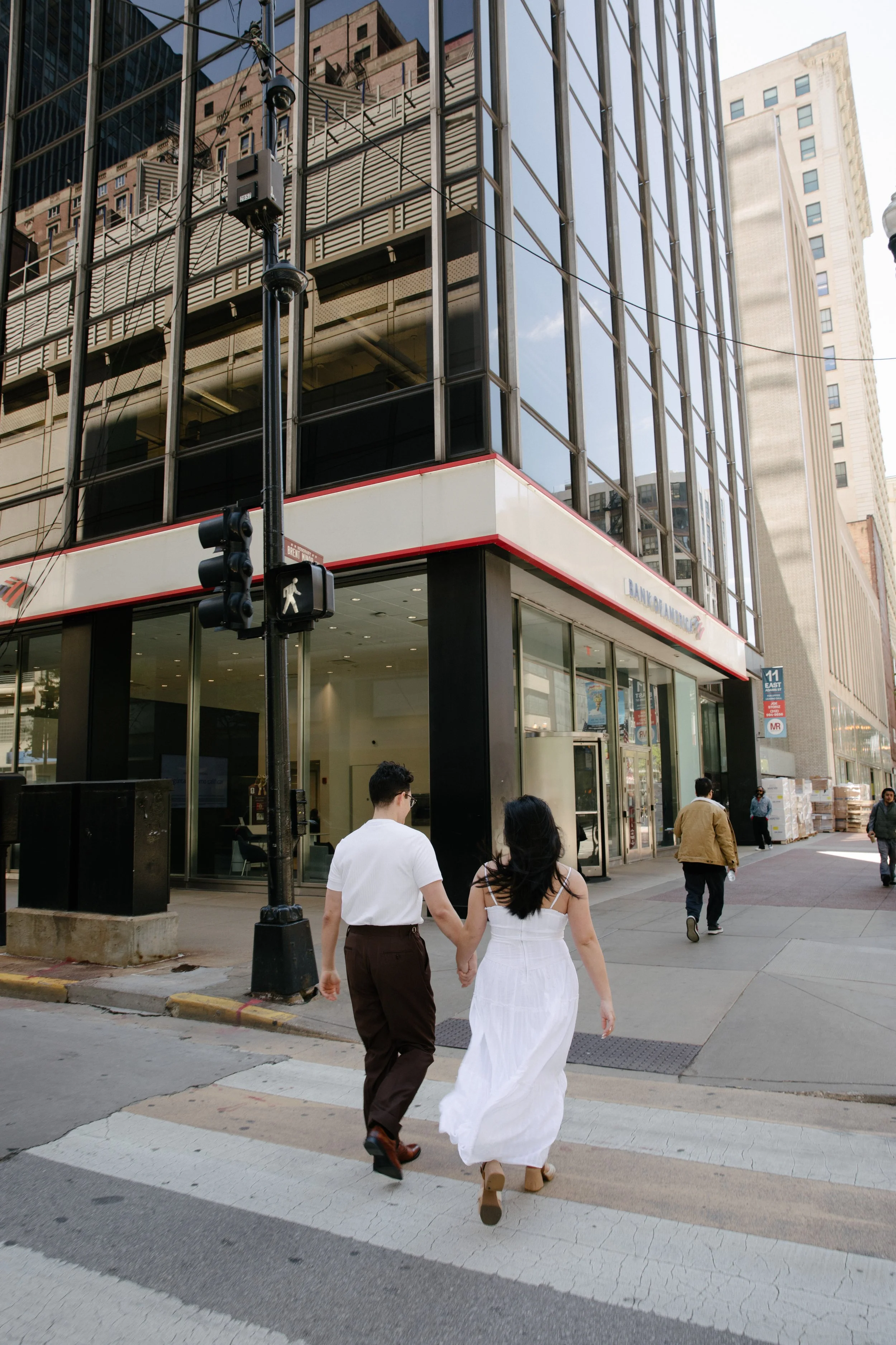 JessicaMax-chicago-wedding-photographer-cultural-center-engagement-125.jpg