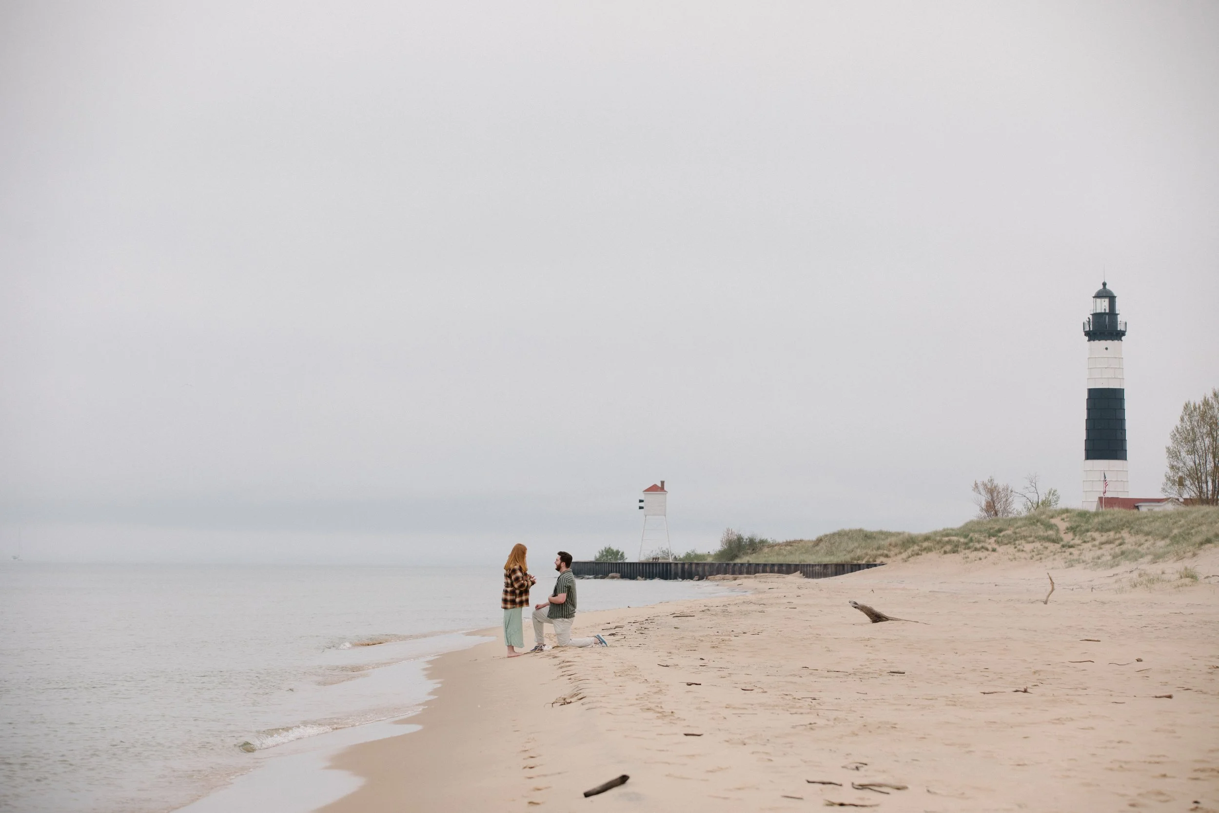 JessicaMax-west-michigan-ludington-proposal-engagement-photographer-big-sable-lighthouse-12.jpg