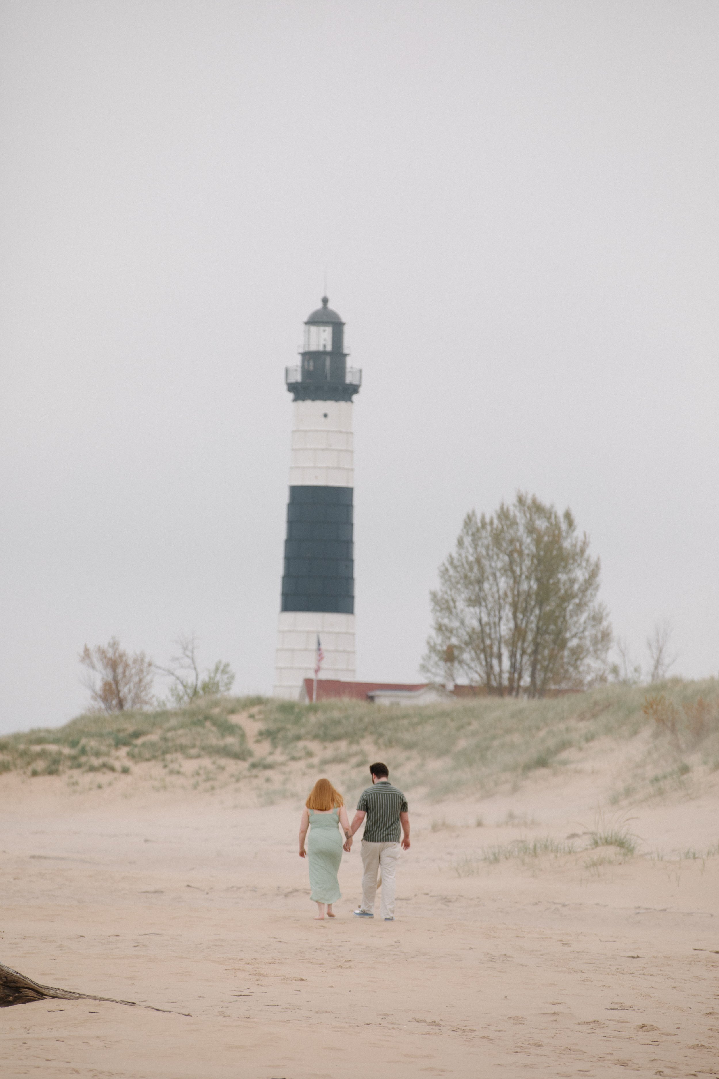 JessicaMax-west-michigan-ludington-proposal-engagement-photographer-big-sable-lighthouse-23.jpg