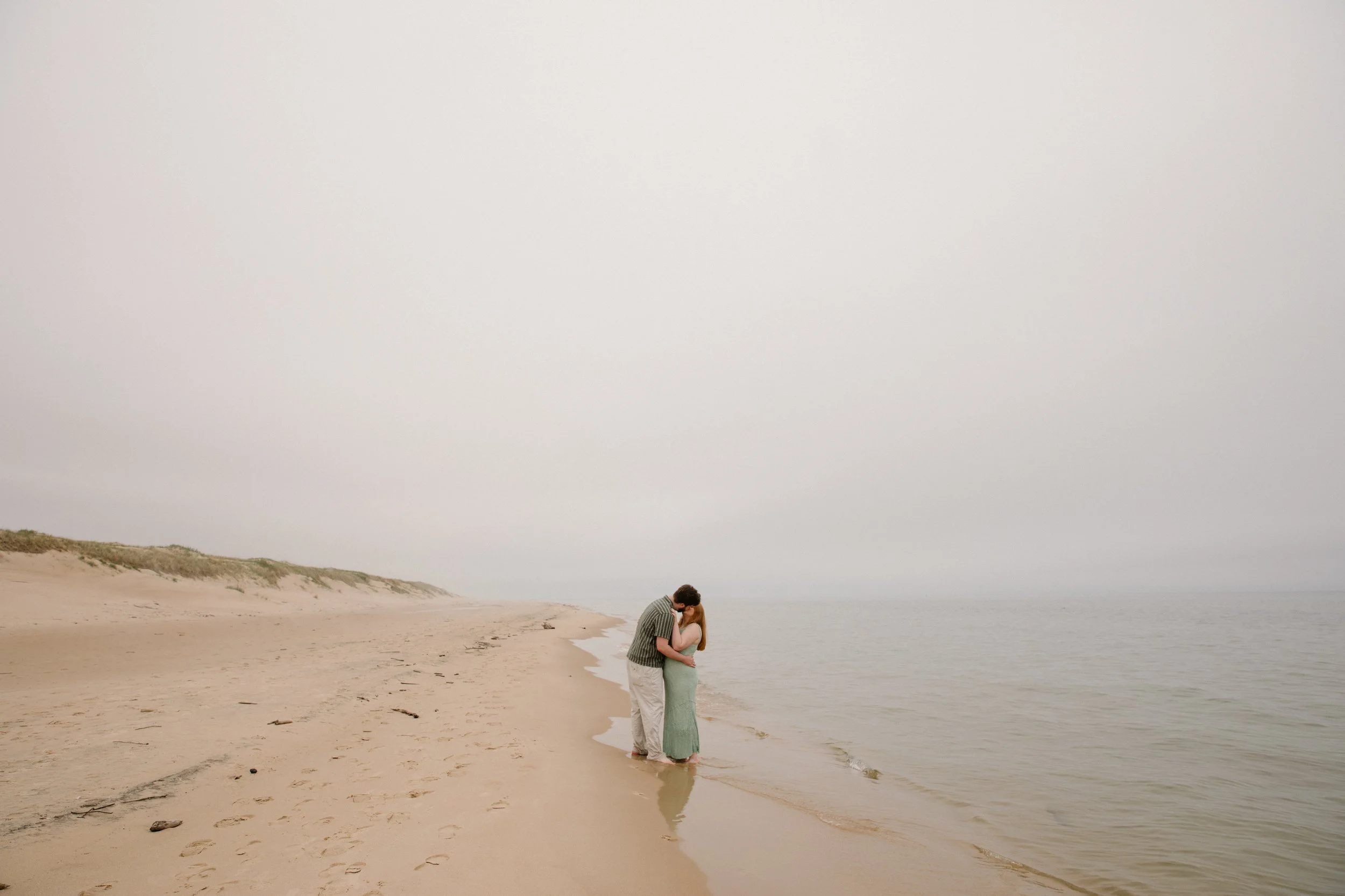 JessicaMax-west-michigan-ludington-proposal-engagement-photographer-big-sable-lighthouse-125.jpg