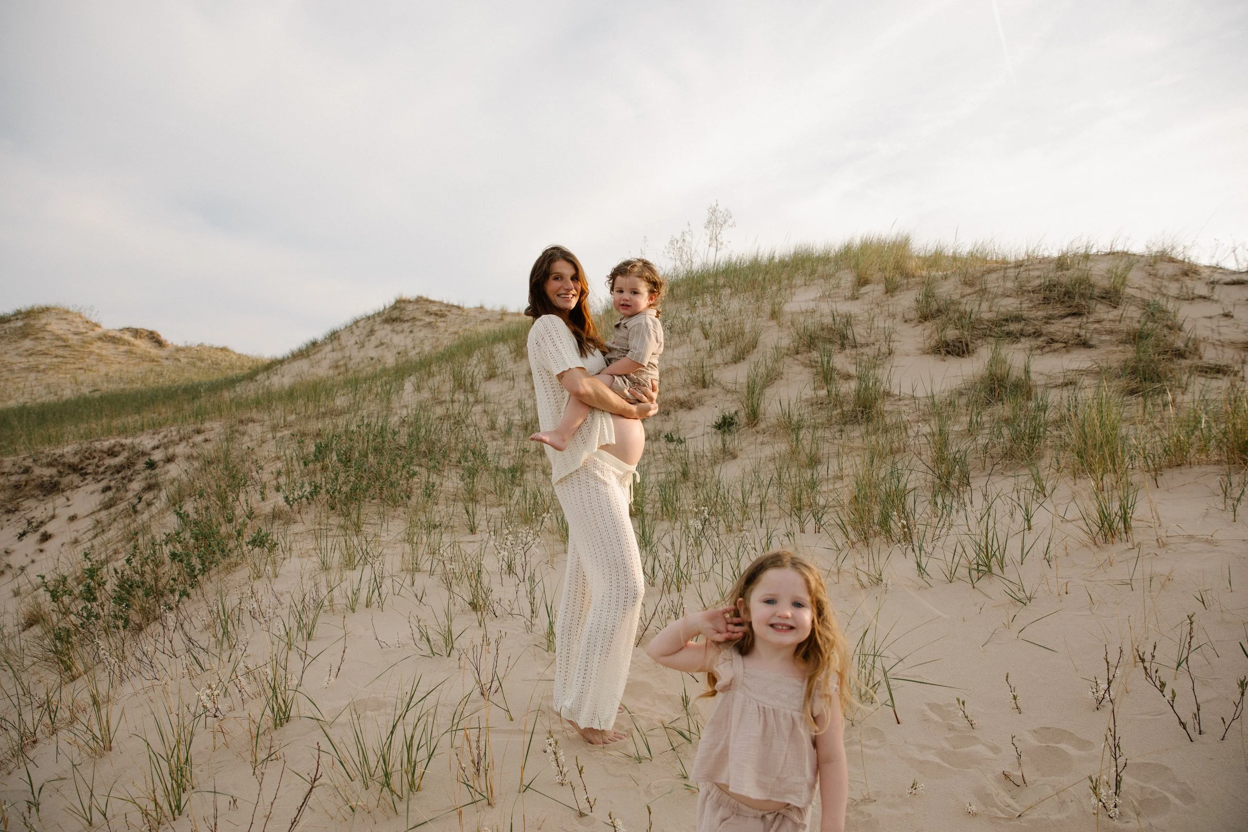 JessicaMax-west-michigan-family-photographer-ludington-maternity-session-35.jpg