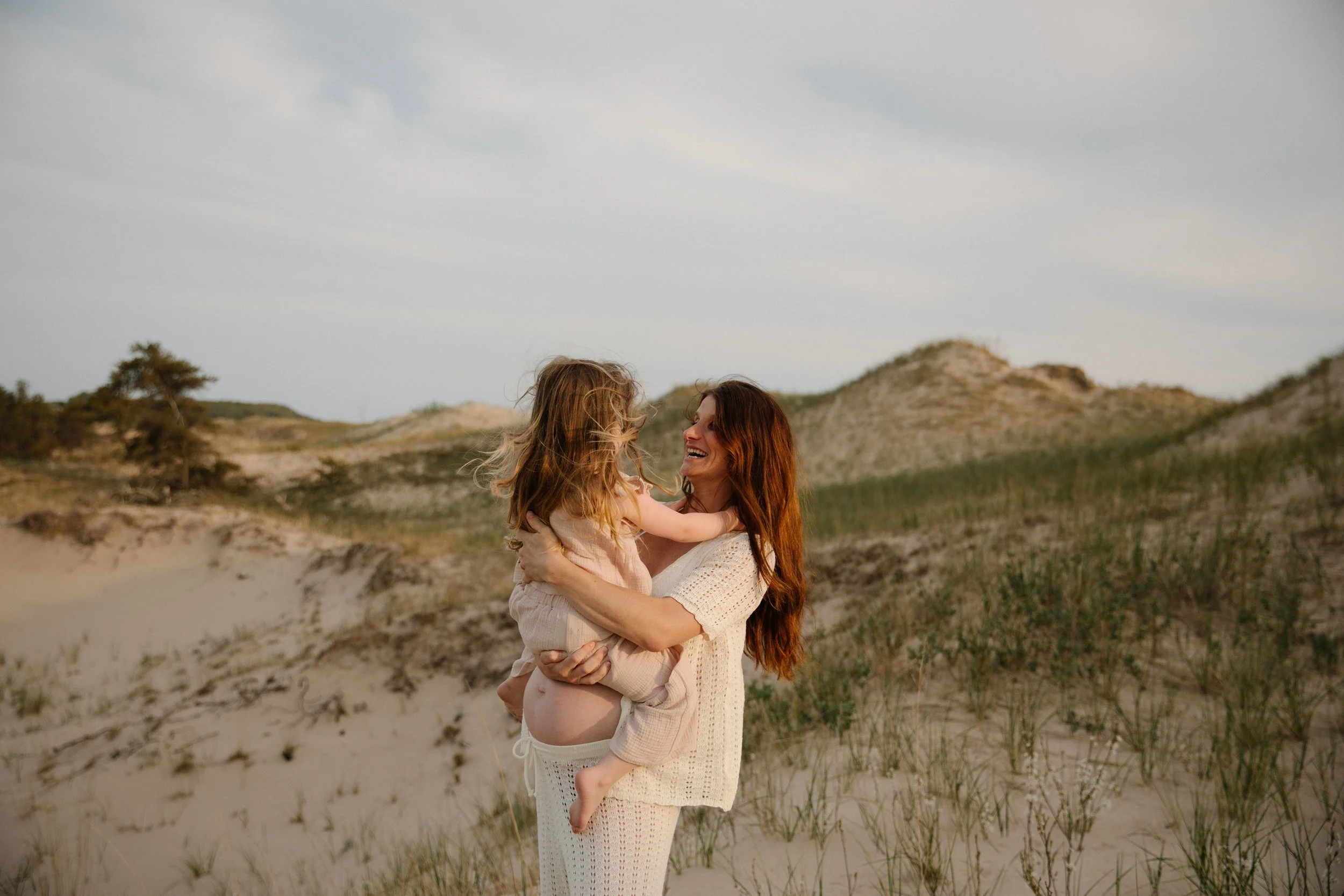 JessicaMax-west-michigan-family-photographer-ludington-maternity-session-111.jpg