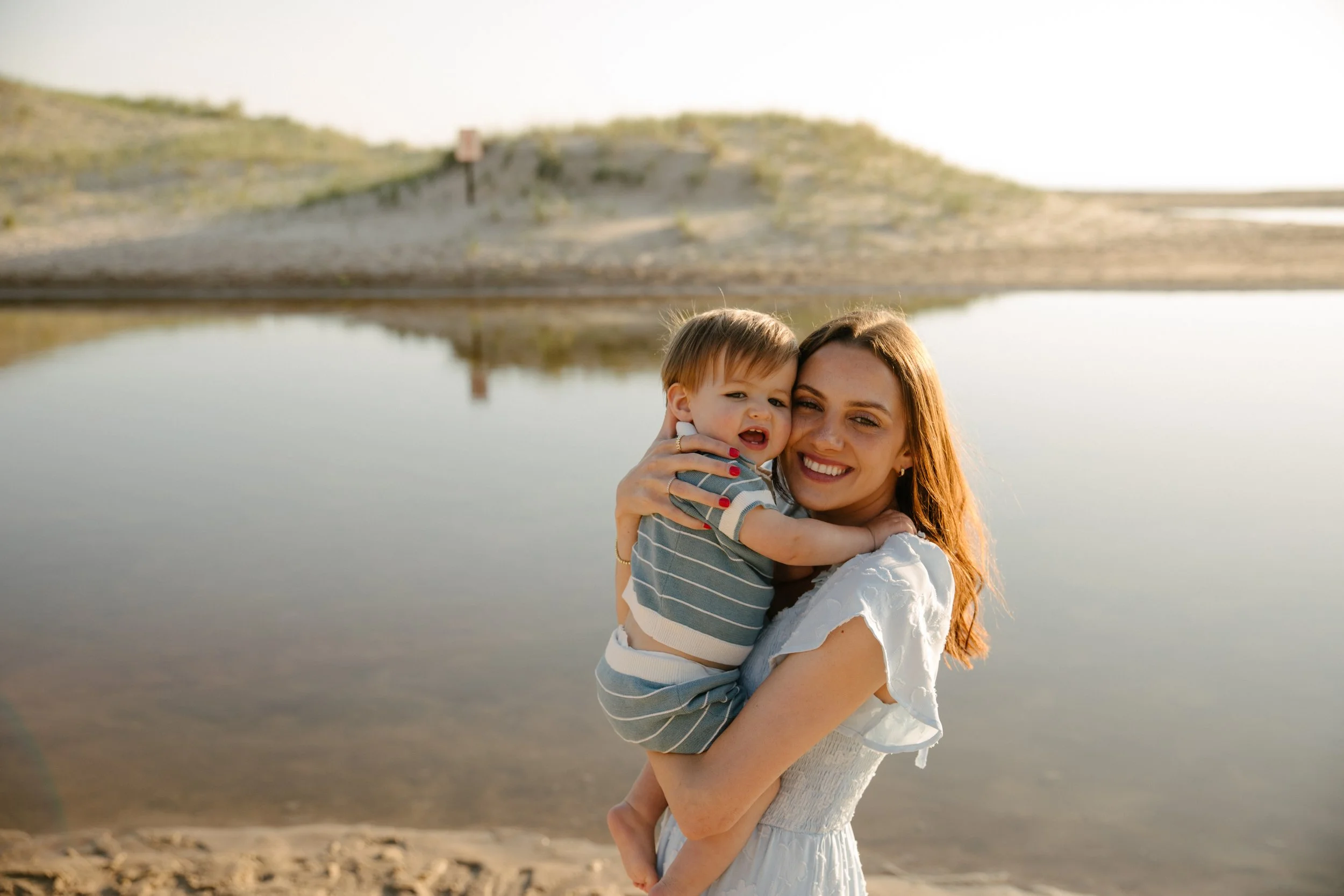 JessicaMax-west-michigan-family-photographer-pentwater-bass-outlet-extended-family-session-171.jpg