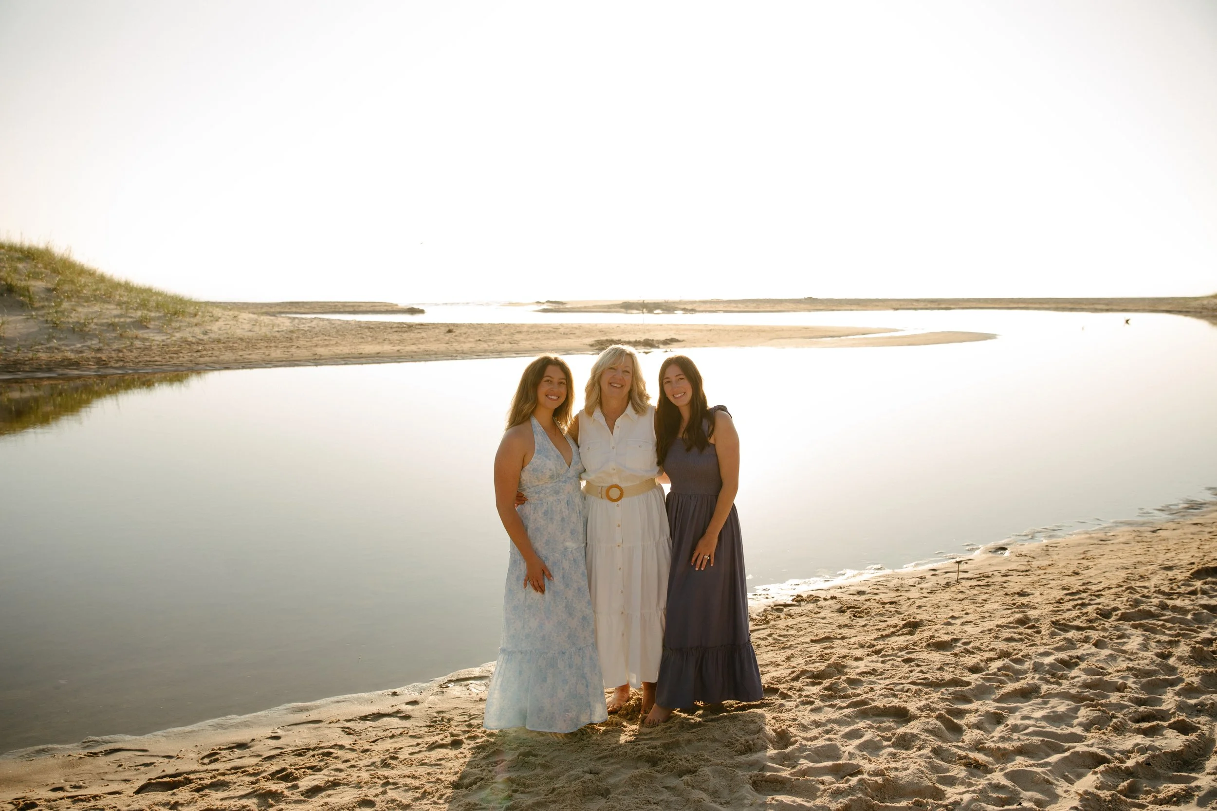 JessicaMax-west-michigan-family-photographer-pentwater-bass-outlet-extended-family-session-200.jpg