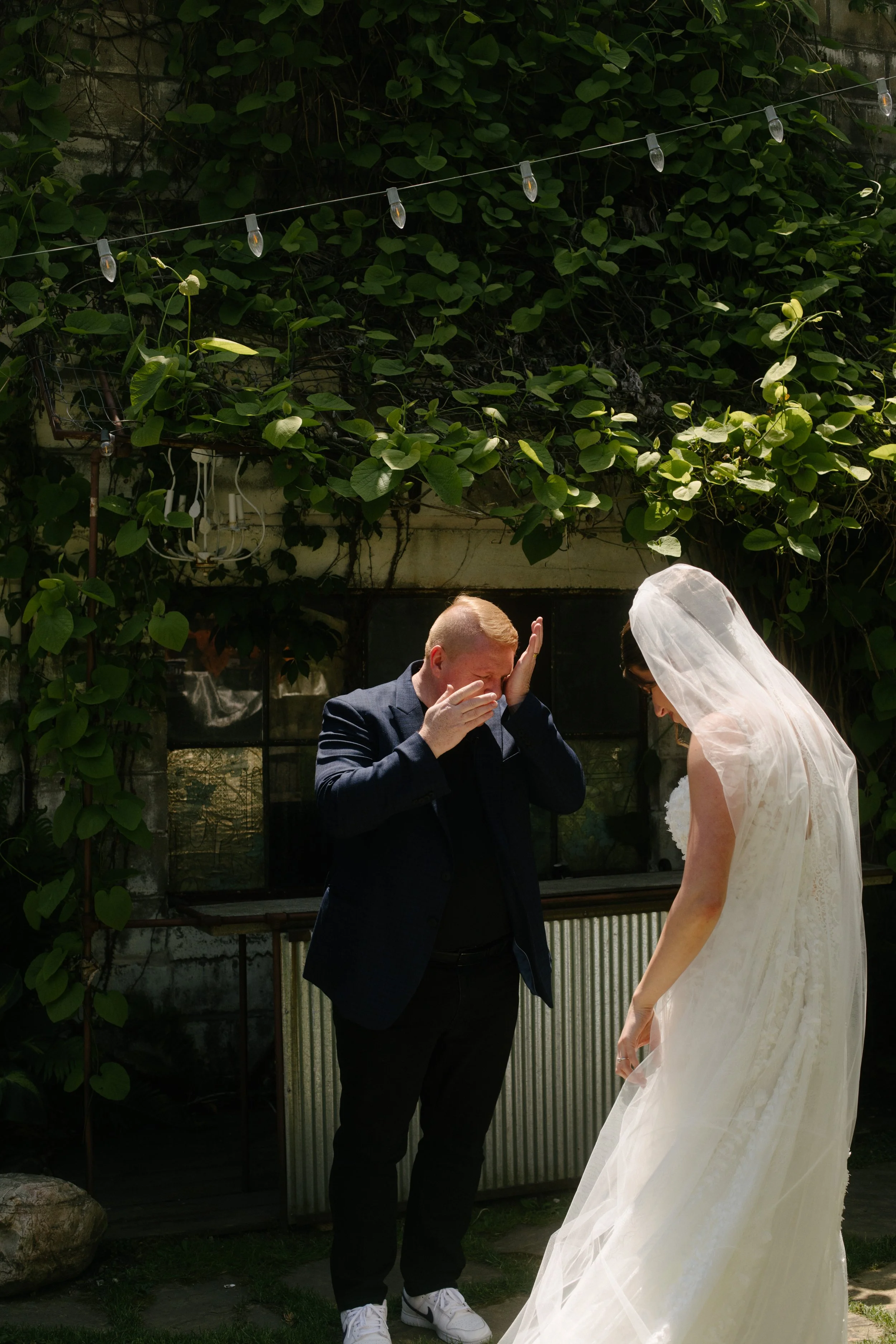 JessicaMax-michigan-documentary-wedding-photographer-sundance-and-the-secret-garden-wedding-106.jpg