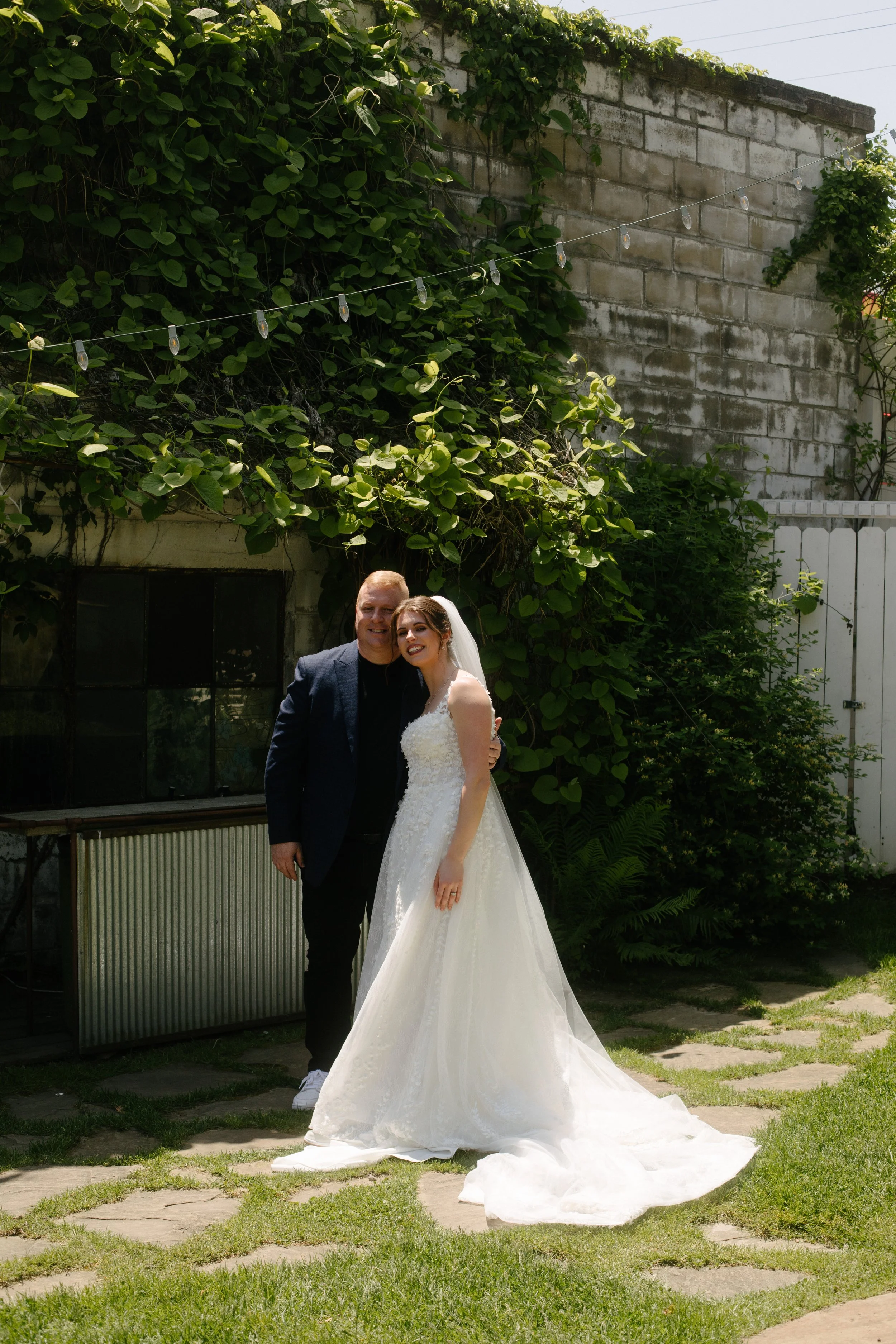 JessicaMax-michigan-documentary-wedding-photographer-sundance-and-the-secret-garden-wedding-110.jpg