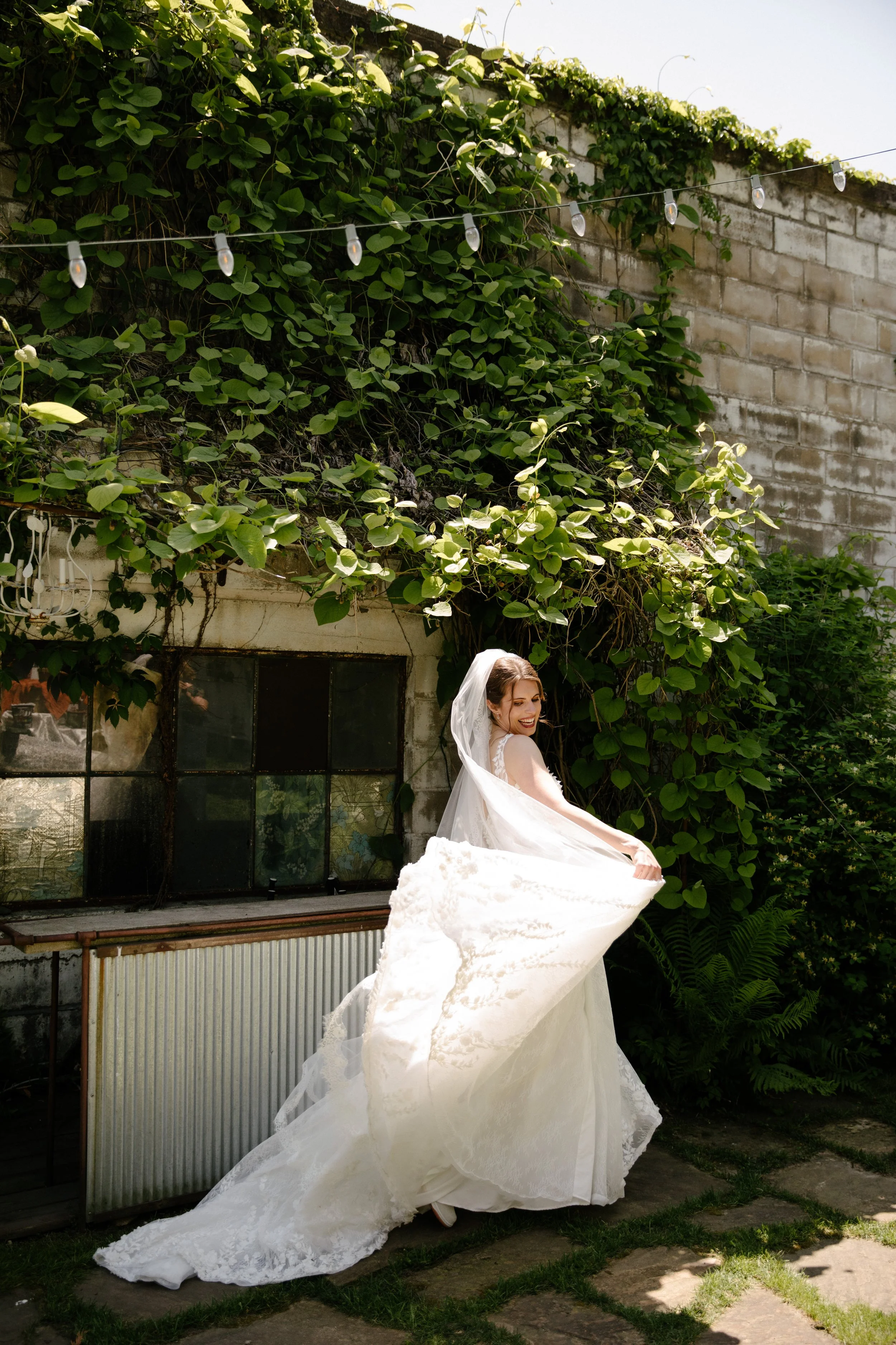 JessicaMax-michigan-documentary-wedding-photographer-sundance-and-the-secret-garden-wedding-132.jpg