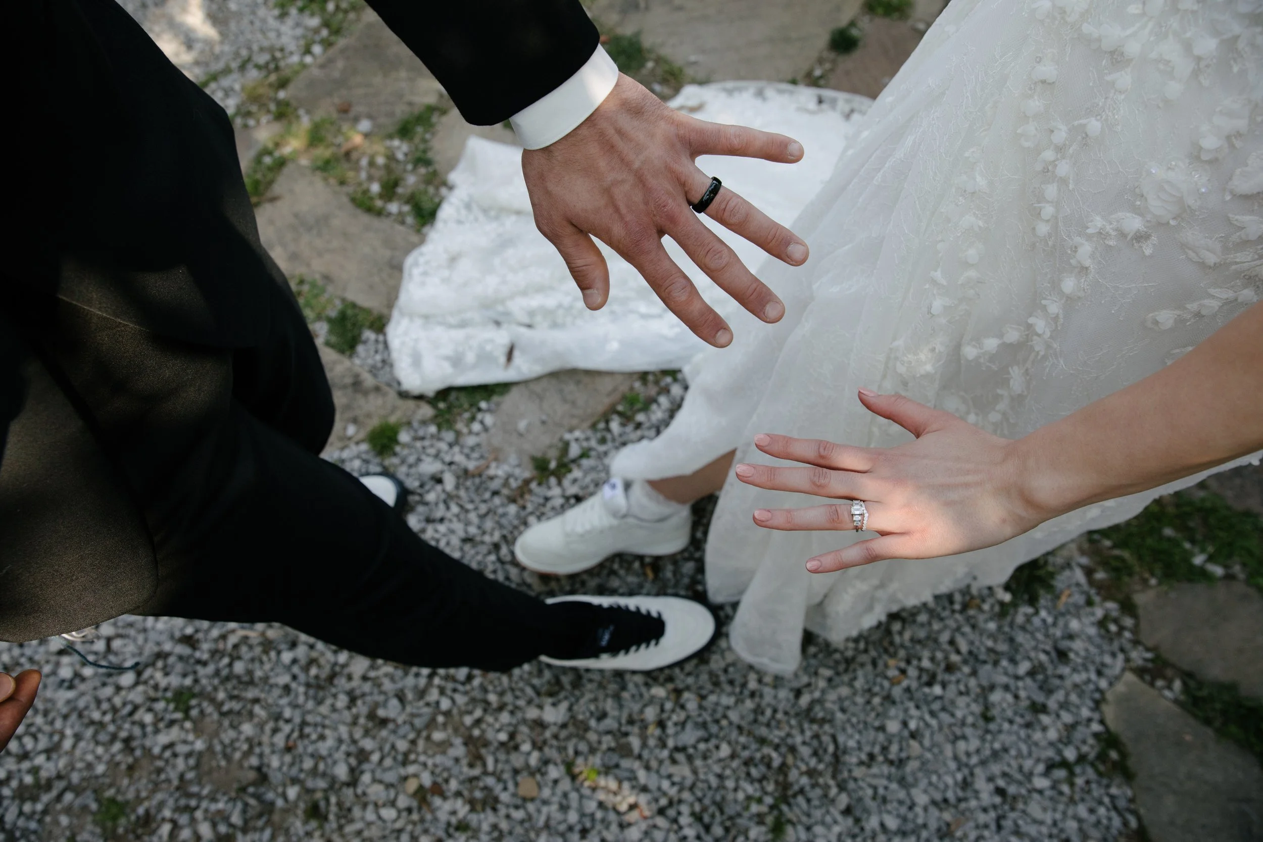 JessicaMax-michigan-documentary-wedding-photographer-sundance-and-the-secret-garden-wedding-185.jpg