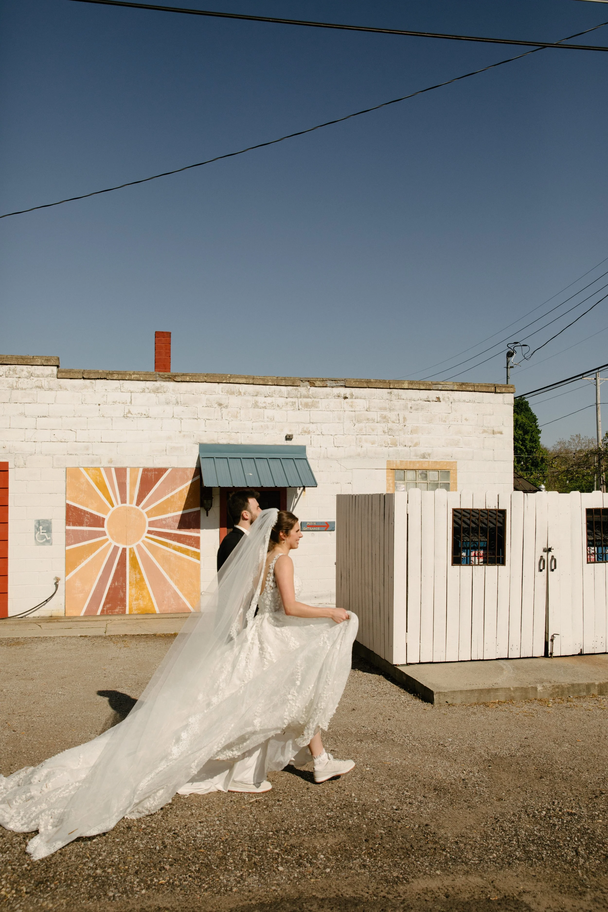 JessicaMax-michigan-documentary-wedding-photographer-sundance-and-the-secret-garden-wedding-215.jpg
