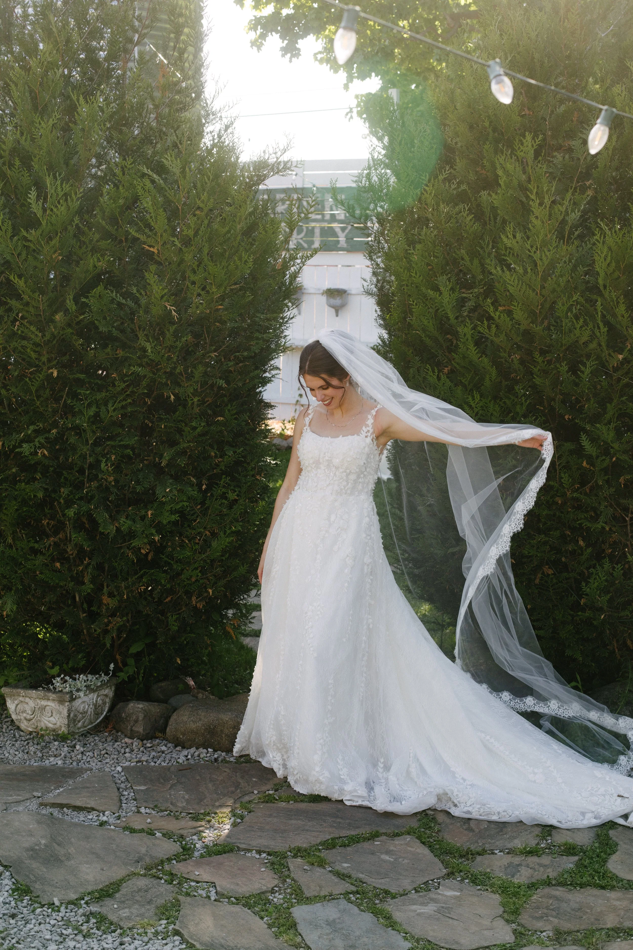 JessicaMax-michigan-documentary-wedding-photographer-sundance-and-the-secret-garden-wedding-227.jpg