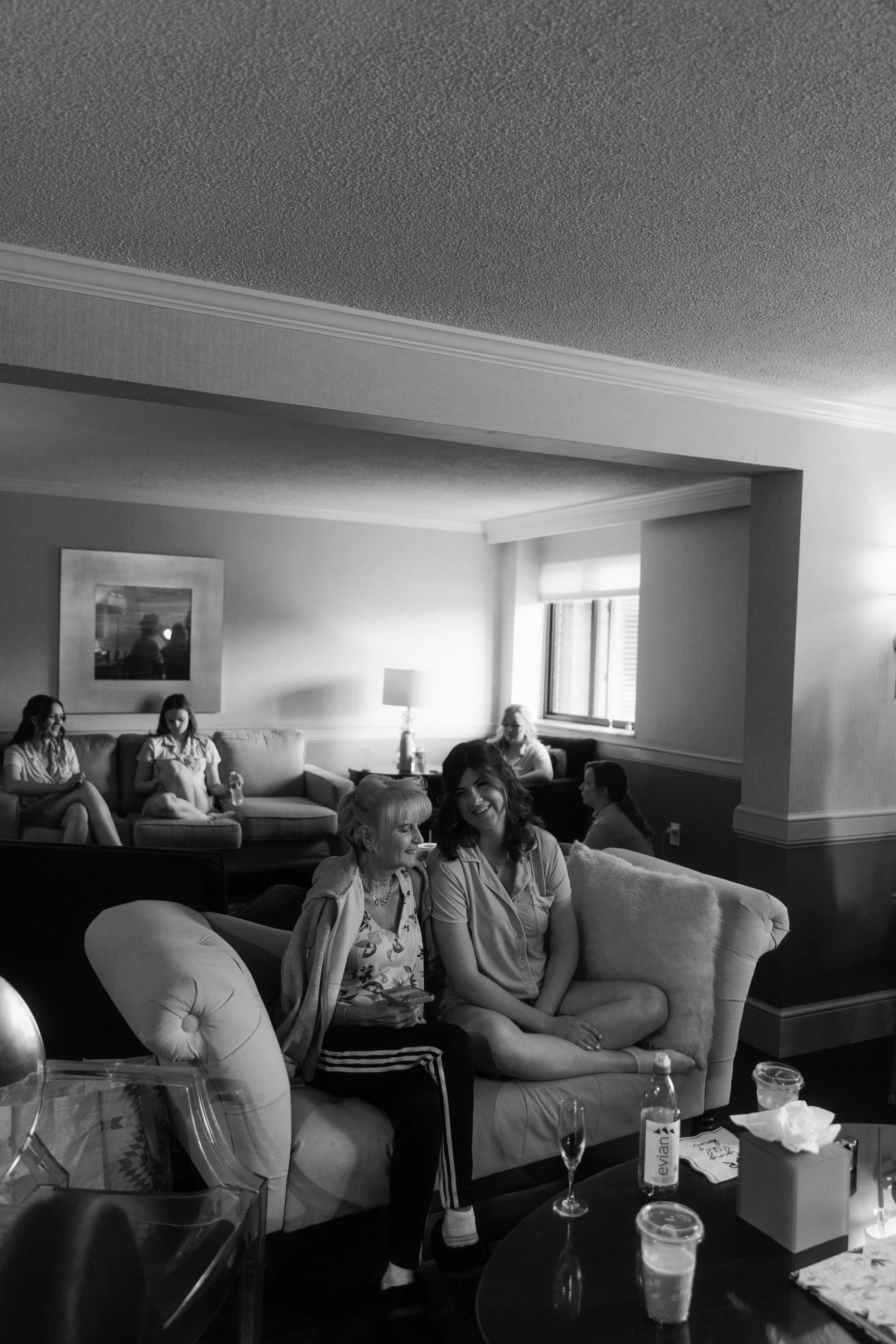JessicaMax-ann-arbor-wedding-photographer-matthaei-garden-kensington-hotel-wedding.jpg