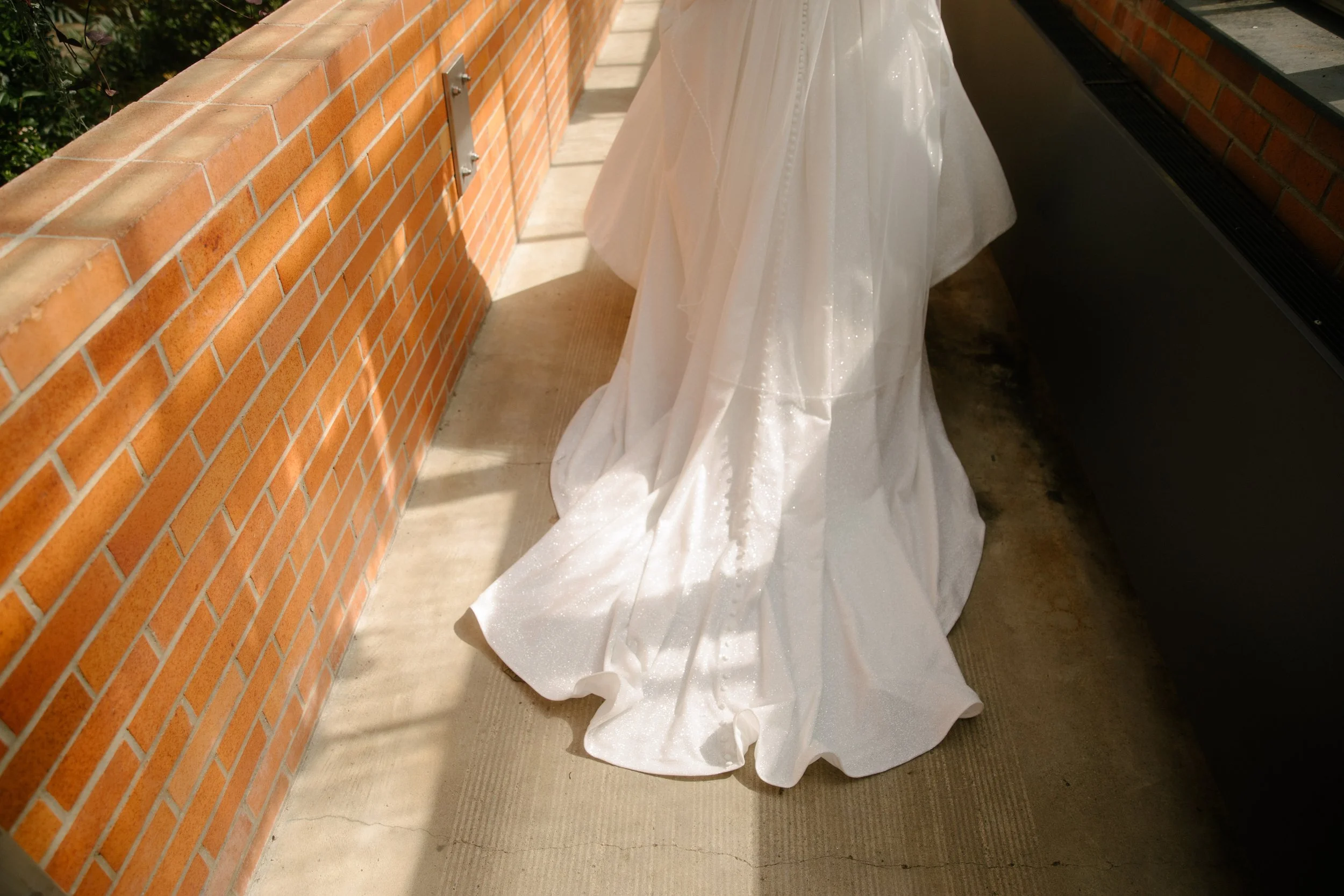 JessicaMax-ann-arbor-wedding-photographer-matthaei-garden-kensington-hotel-wedding-31.jpg