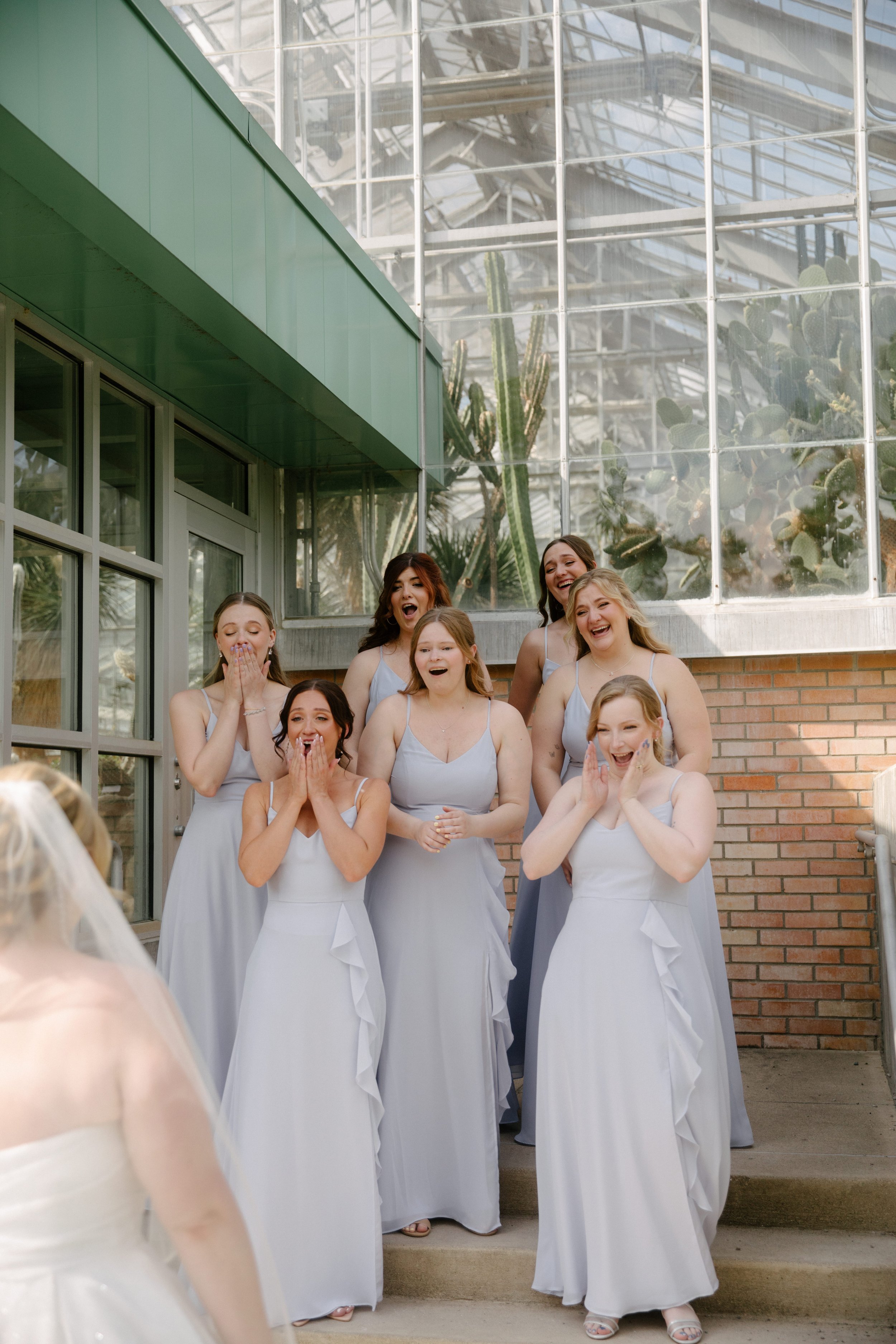 JessicaMax-ann-arbor-wedding-photographer-matthaei-garden-kensington-hotel-wedding-40.jpg