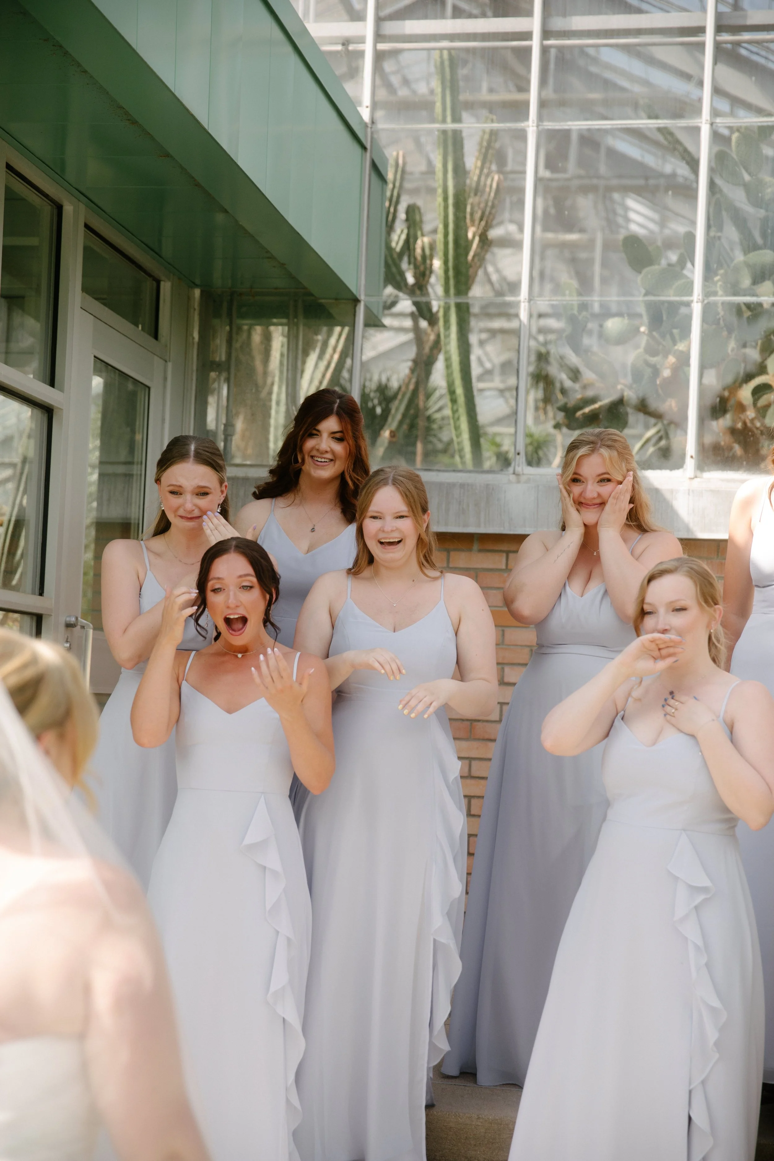 JessicaMax-ann-arbor-wedding-photographer-matthaei-garden-kensington-hotel-wedding-45.jpg