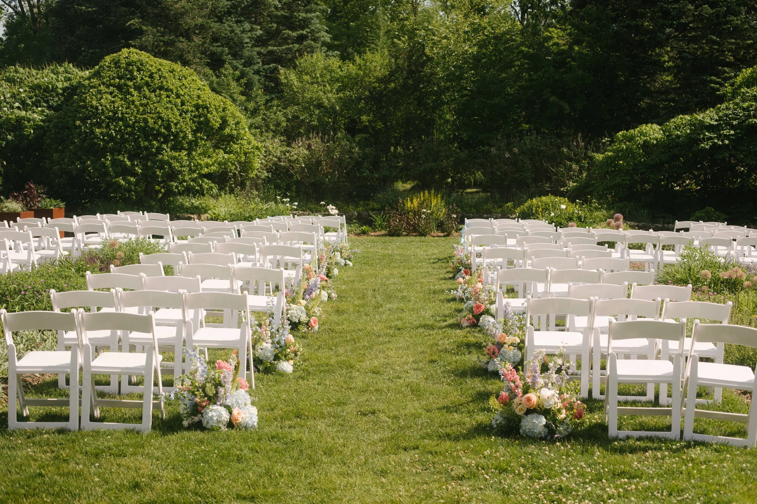 JessicaMax-ann-arbor-wedding-photographer-matthaei-garden-kensington-hotel-wedding-56.jpg