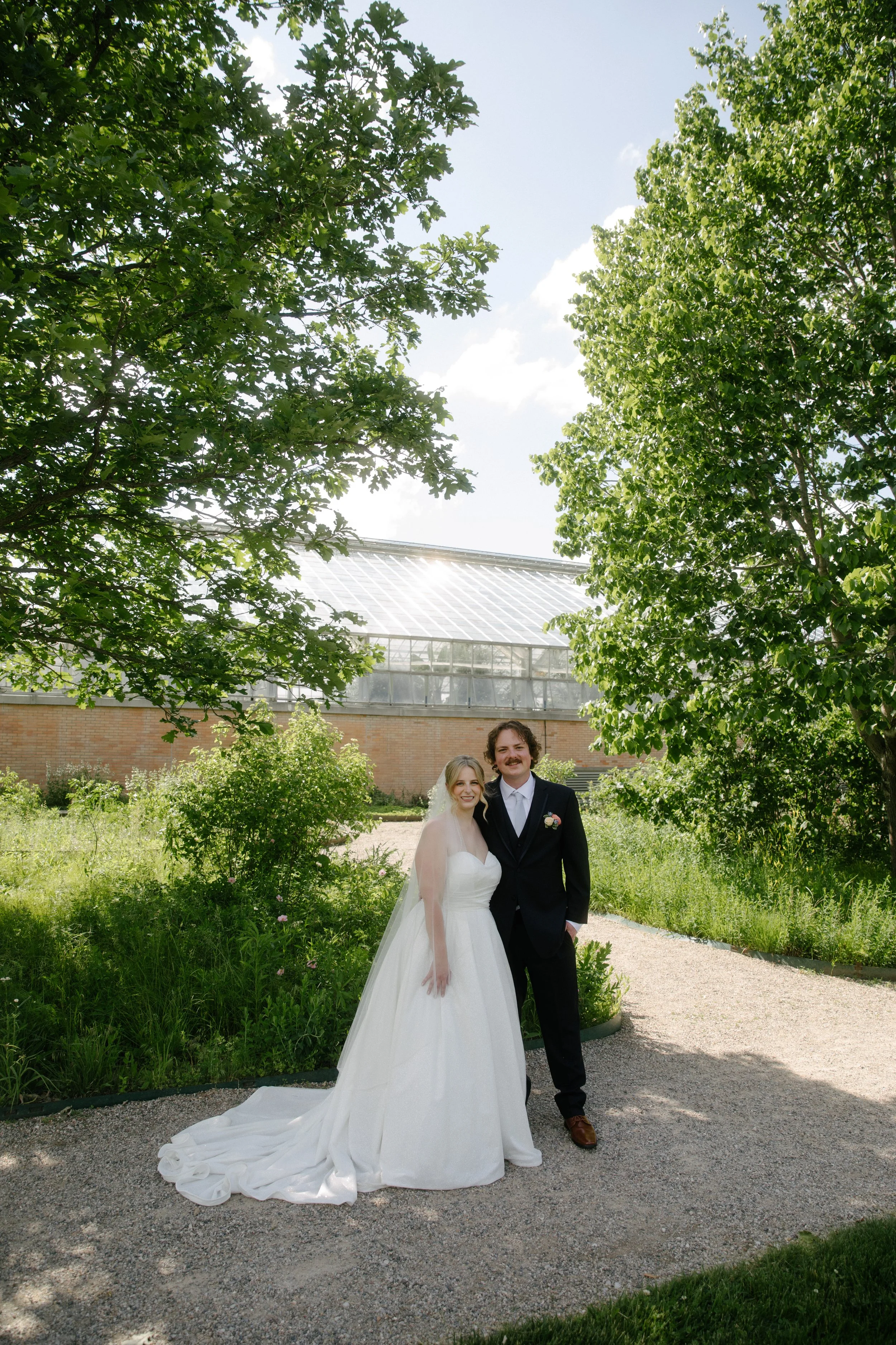 JessicaMax-ann-arbor-wedding-photographer-matthaei-garden-kensington-hotel-wedding-55.jpg