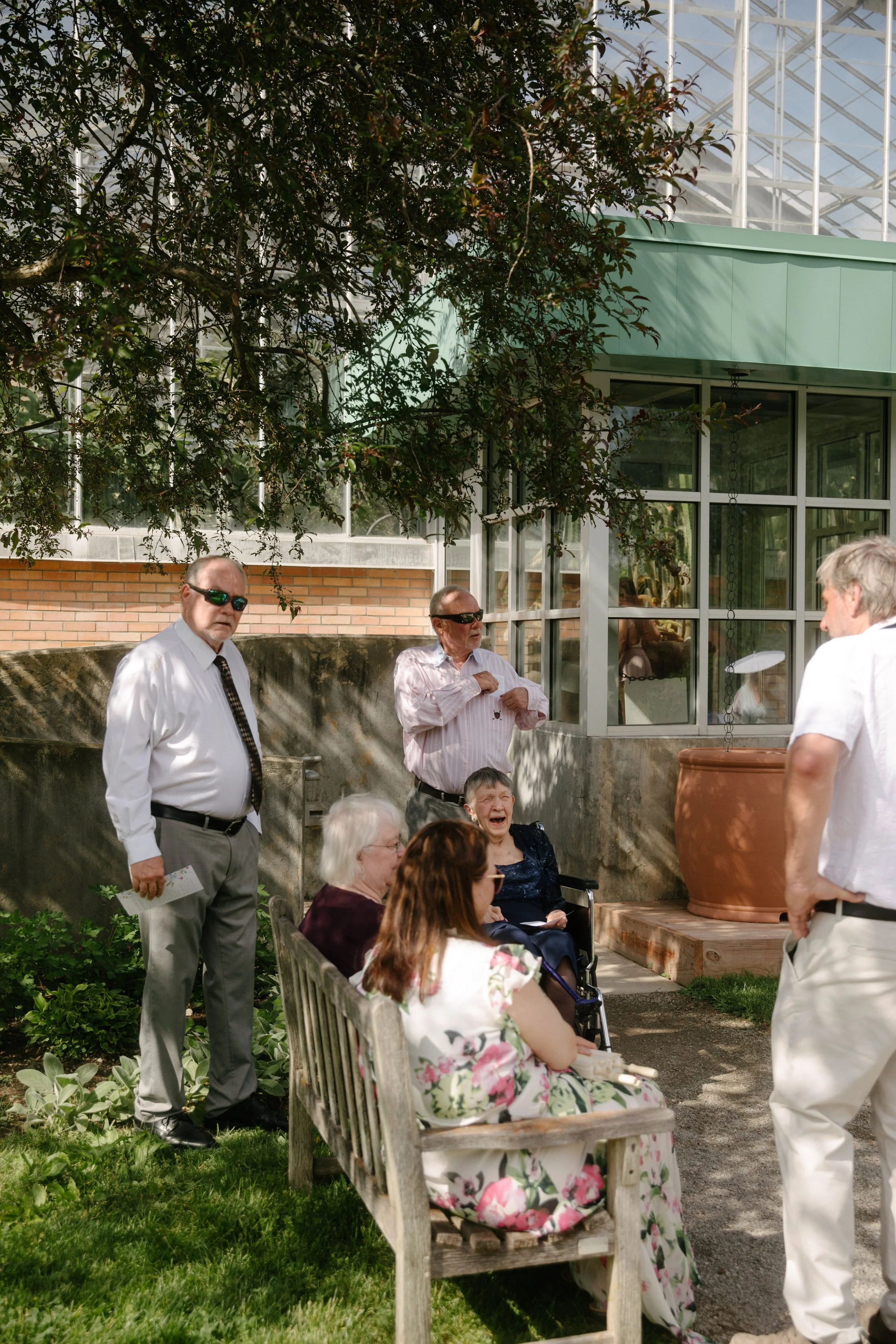 JessicaMax-ann-arbor-wedding-photographer-matthaei-garden-kensington-hotel-wedding-88.jpg