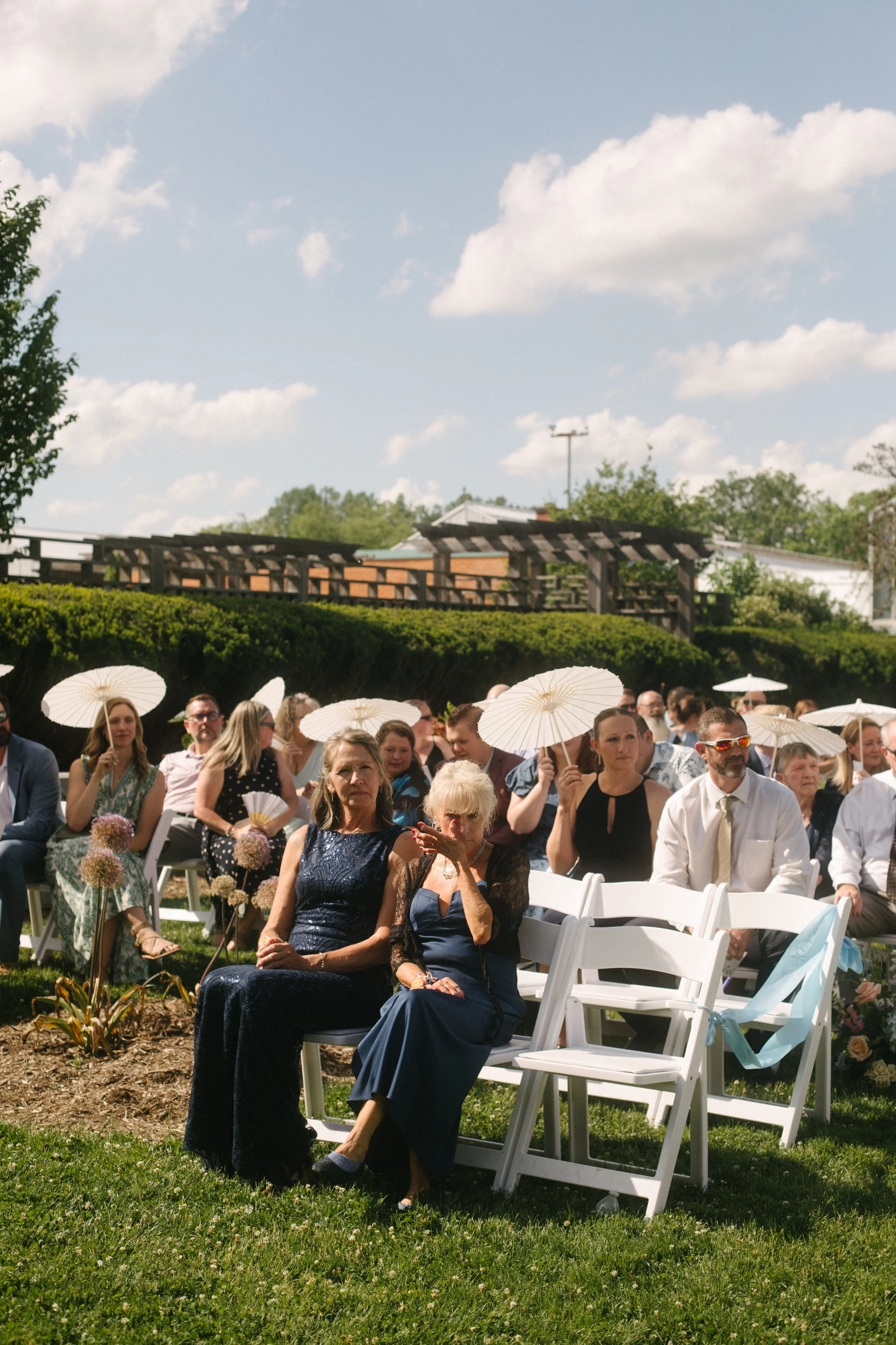 JessicaMax-ann-arbor-wedding-photographer-matthaei-garden-kensington-hotel-wedding-101.jpg
