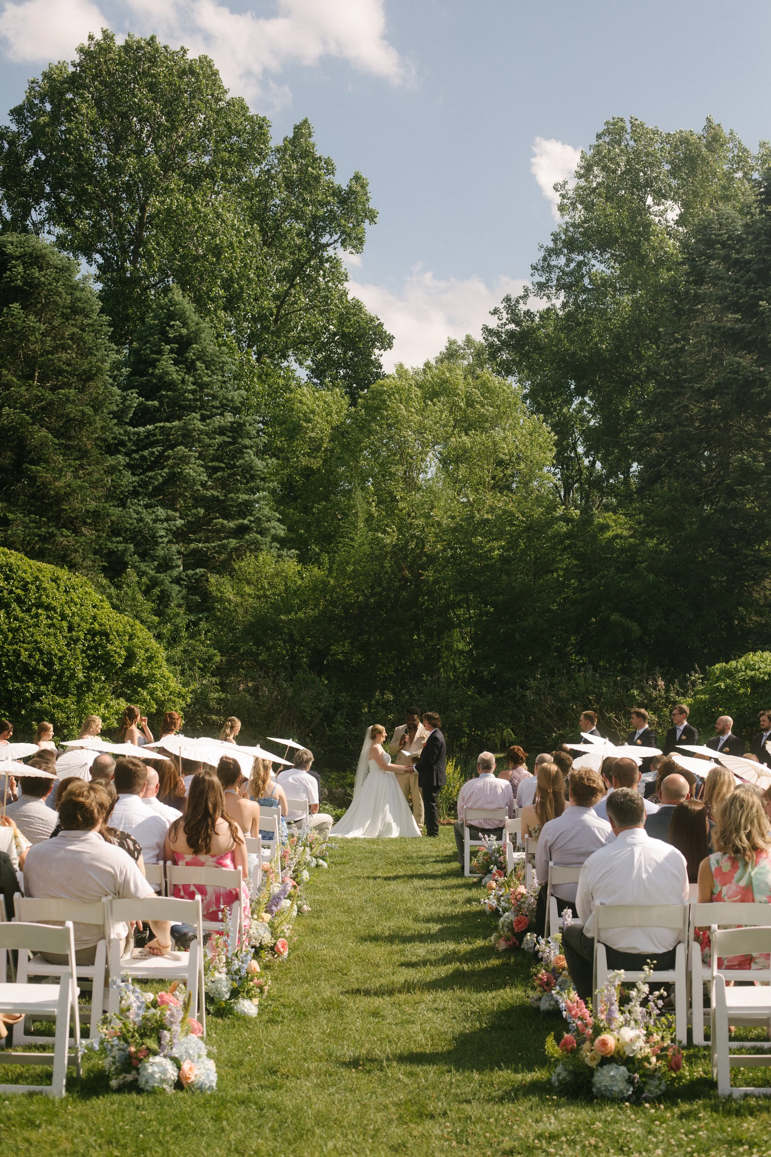 JessicaMax-ann-arbor-wedding-photographer-matthaei-garden-kensington-hotel-wedding-114.jpg
