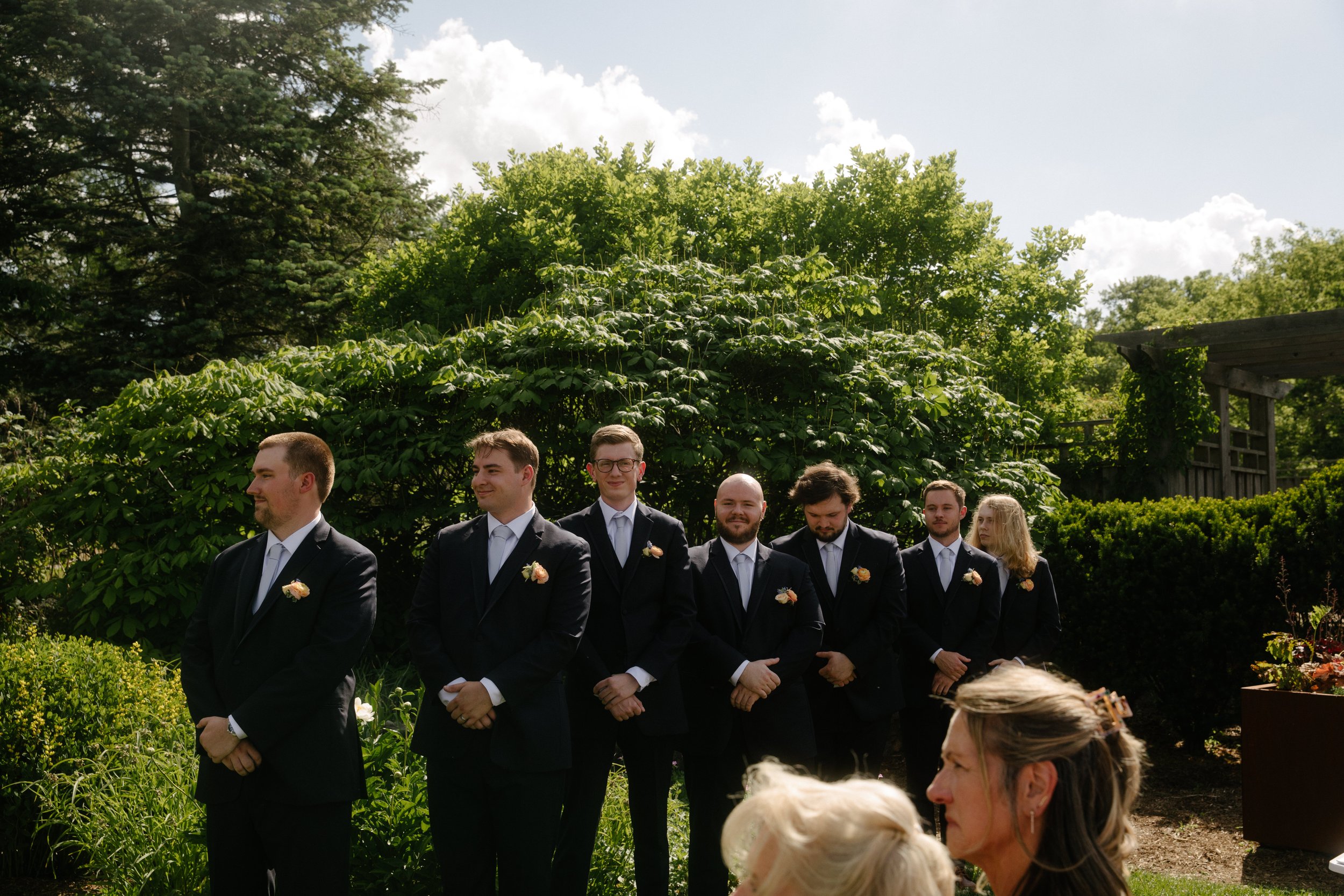 JessicaMax-ann-arbor-wedding-photographer-matthaei-garden-kensington-hotel-wedding-127.jpg