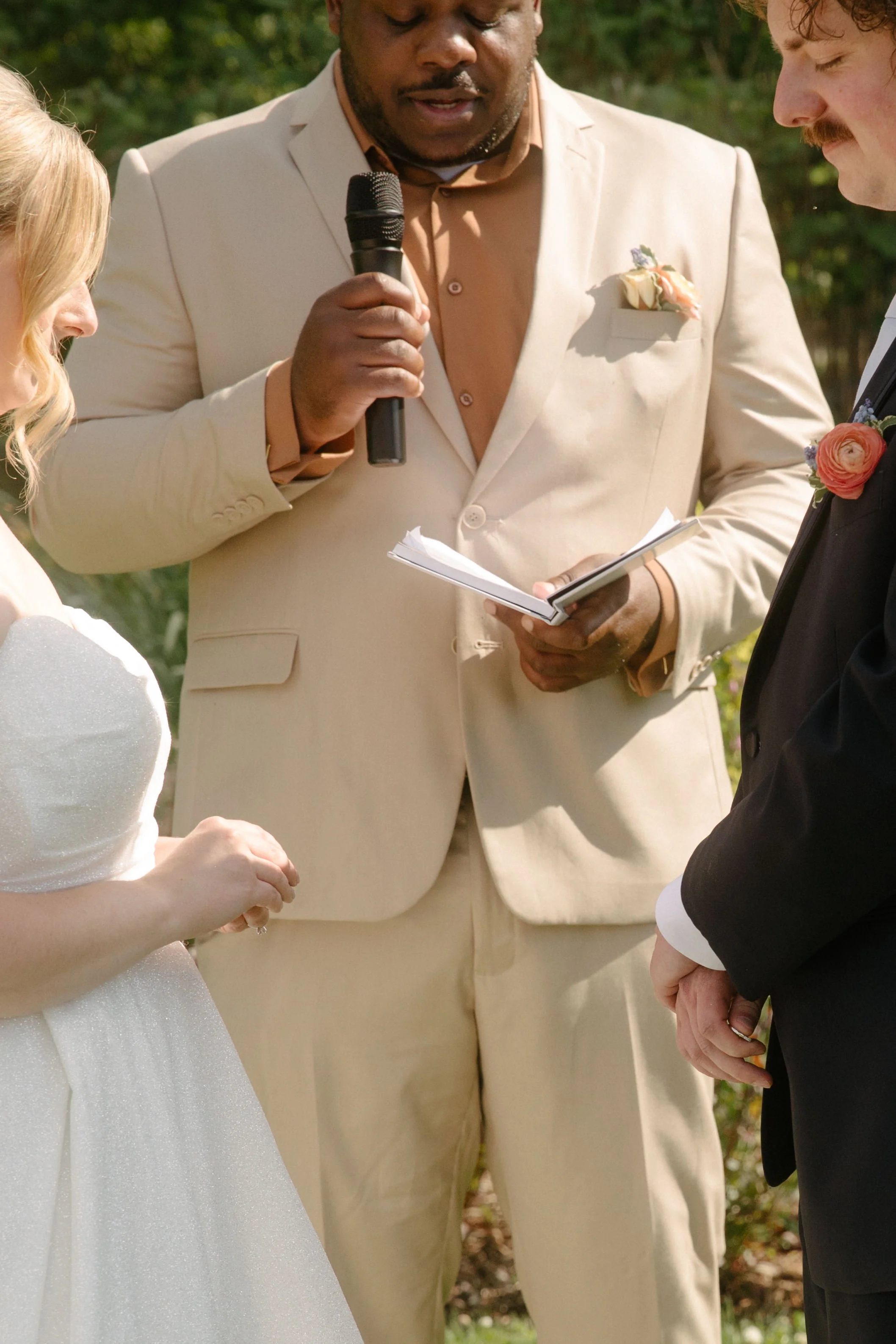 JessicaMax-ann-arbor-wedding-photographer-matthaei-garden-kensington-hotel-wedding-130.jpg