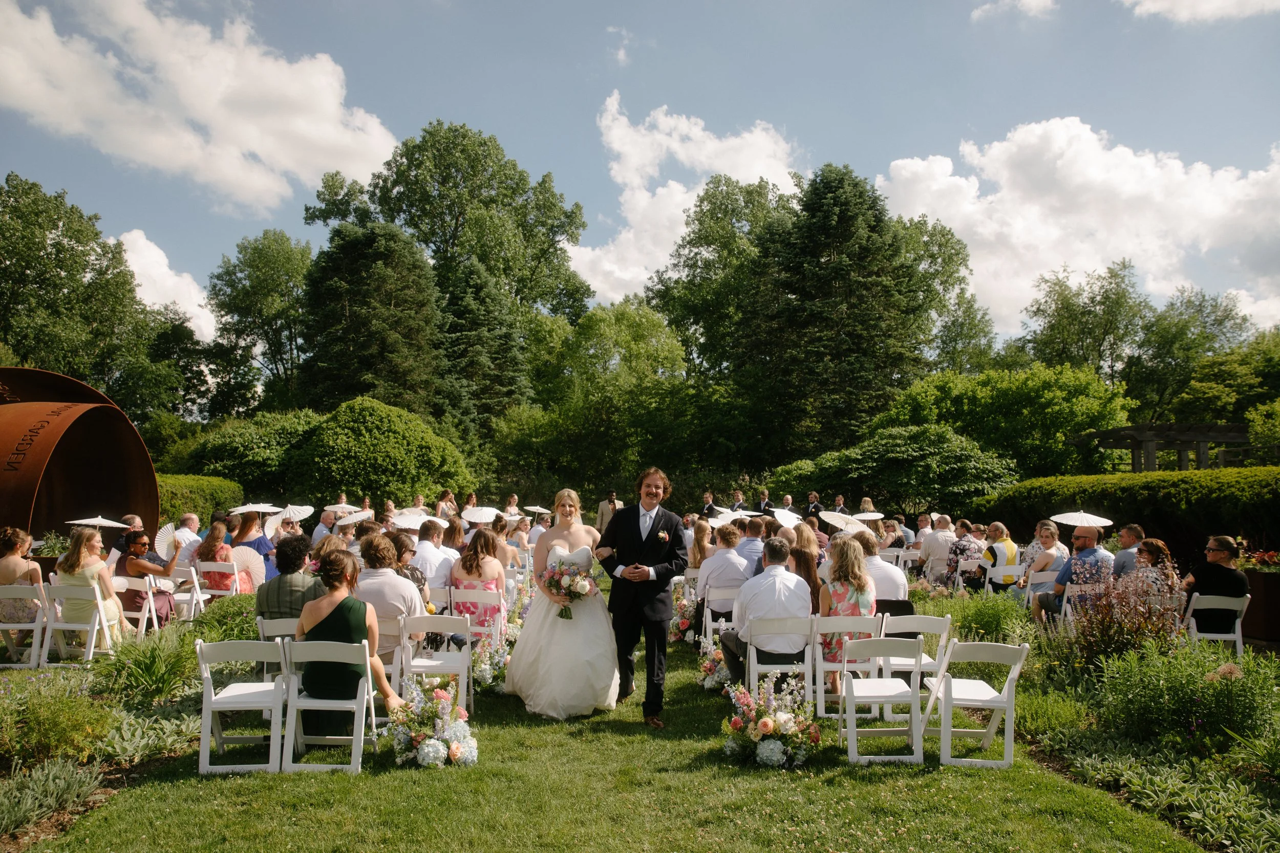JessicaMax-ann-arbor-wedding-photographer-matthaei-garden-kensington-hotel-wedding-133.jpg