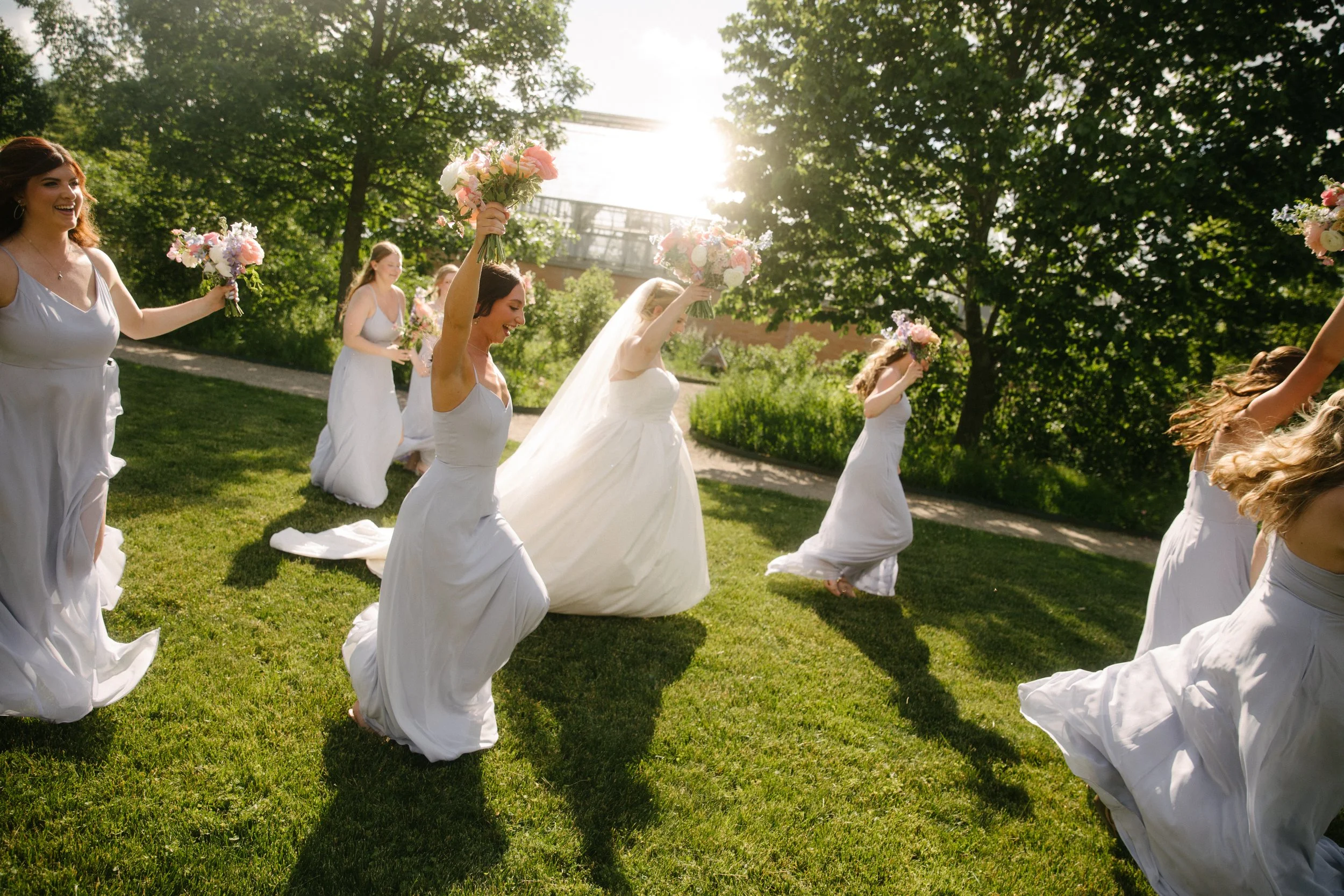 JessicaMax-ann-arbor-wedding-photographer-matthaei-garden-kensington-hotel-wedding-141.jpg