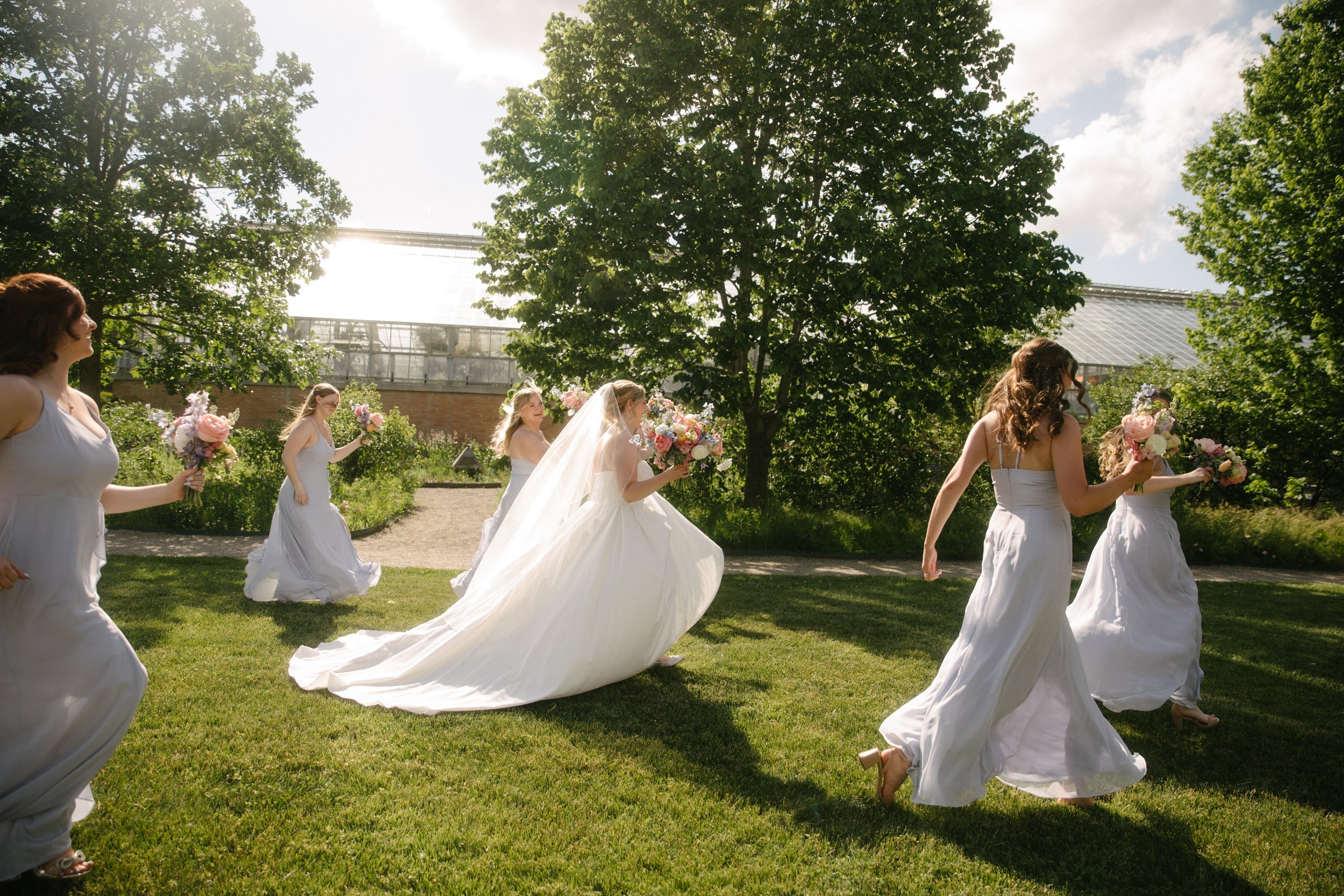JessicaMax-ann-arbor-wedding-photographer-matthaei-garden-kensington-hotel-wedding-149.jpg